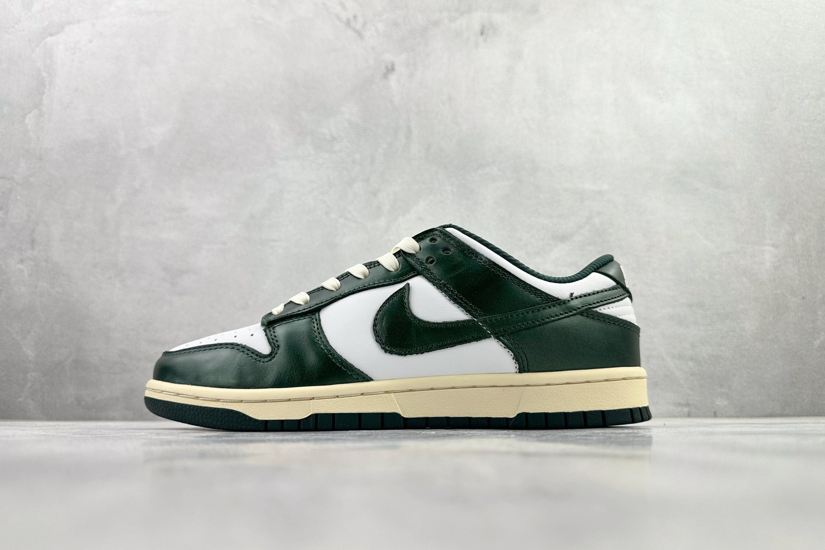 Nike Dunk ”Vintage Green” 白绿 DQ8580-100 Nike Dunk ”Vintage Green” 白绿 DQ8580-100