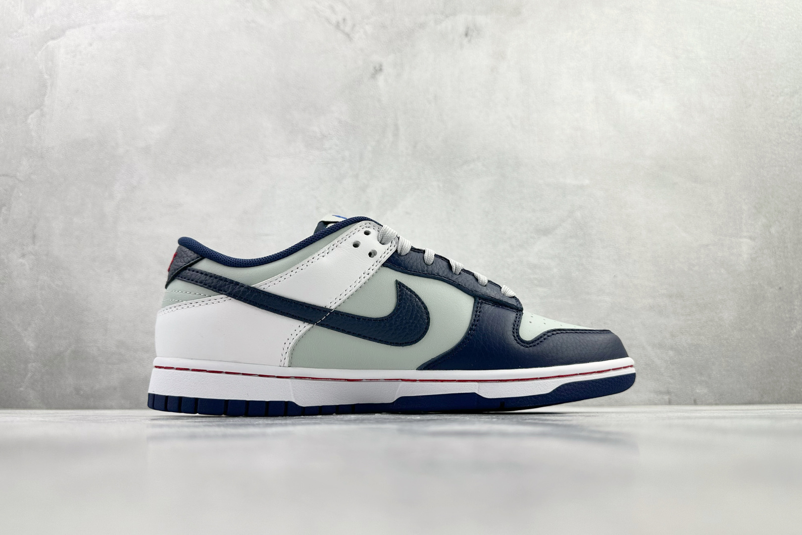 Nike Dunk 布鲁克林篮网NBA 75周年 蓝白 DD3363-001 Nike Dunk 布鲁克林篮网NBA 75周年 蓝白 DD3363-001