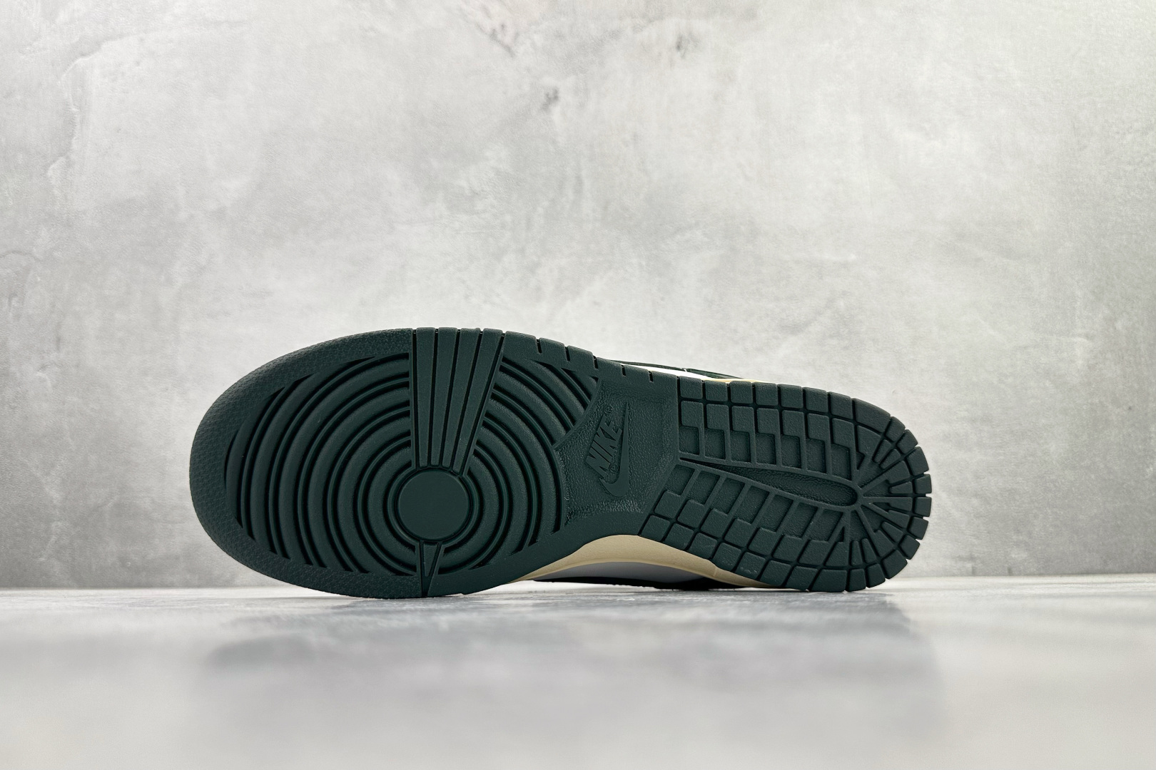 Nike Dunk ”Vintage Green” 白绿 DQ8580-100 Nike Dunk ”Vintage Green” 白绿 DQ8580-100
