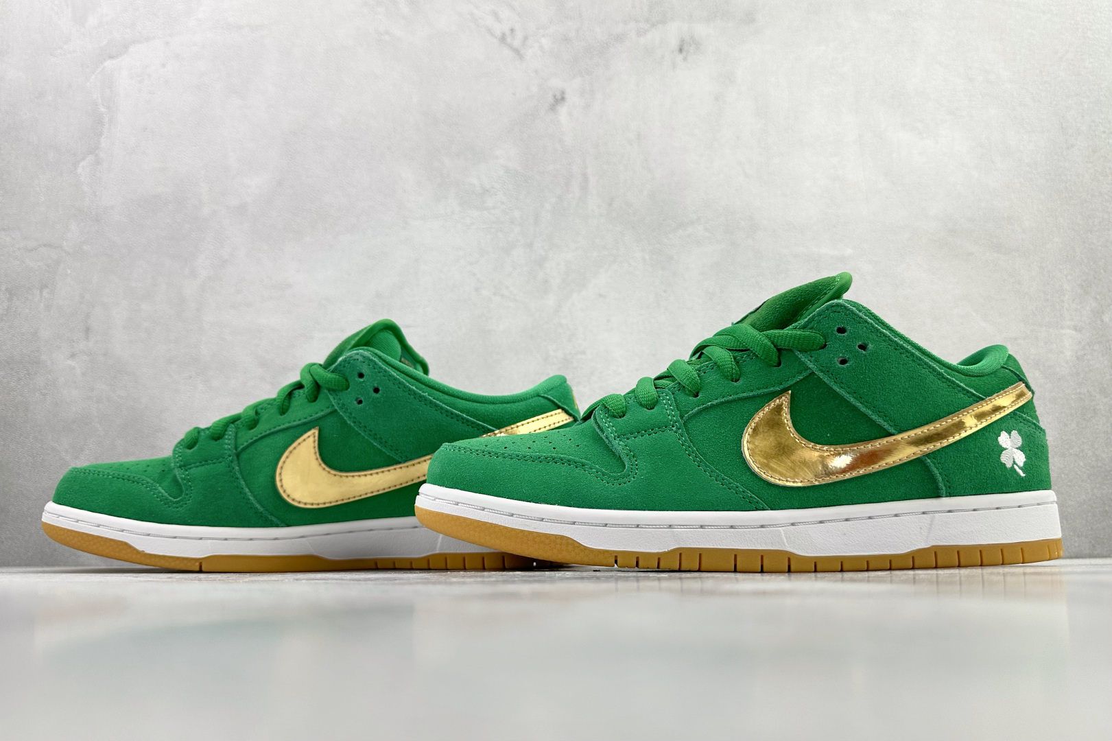260 Nike Dunk SB SB Pro ”Shamrock” 绿色 BQ6817-303-Chinese UA Cheap High Quatity Brand Clothes Bags handbags Sneakers wholesale wholesaler seller from China Factory suppliers Fashion Clothing Shoes best Quality Beautiful Price 260 Nike Dunk SB SB Pro ”Shamrock” 绿色 BQ6817-303