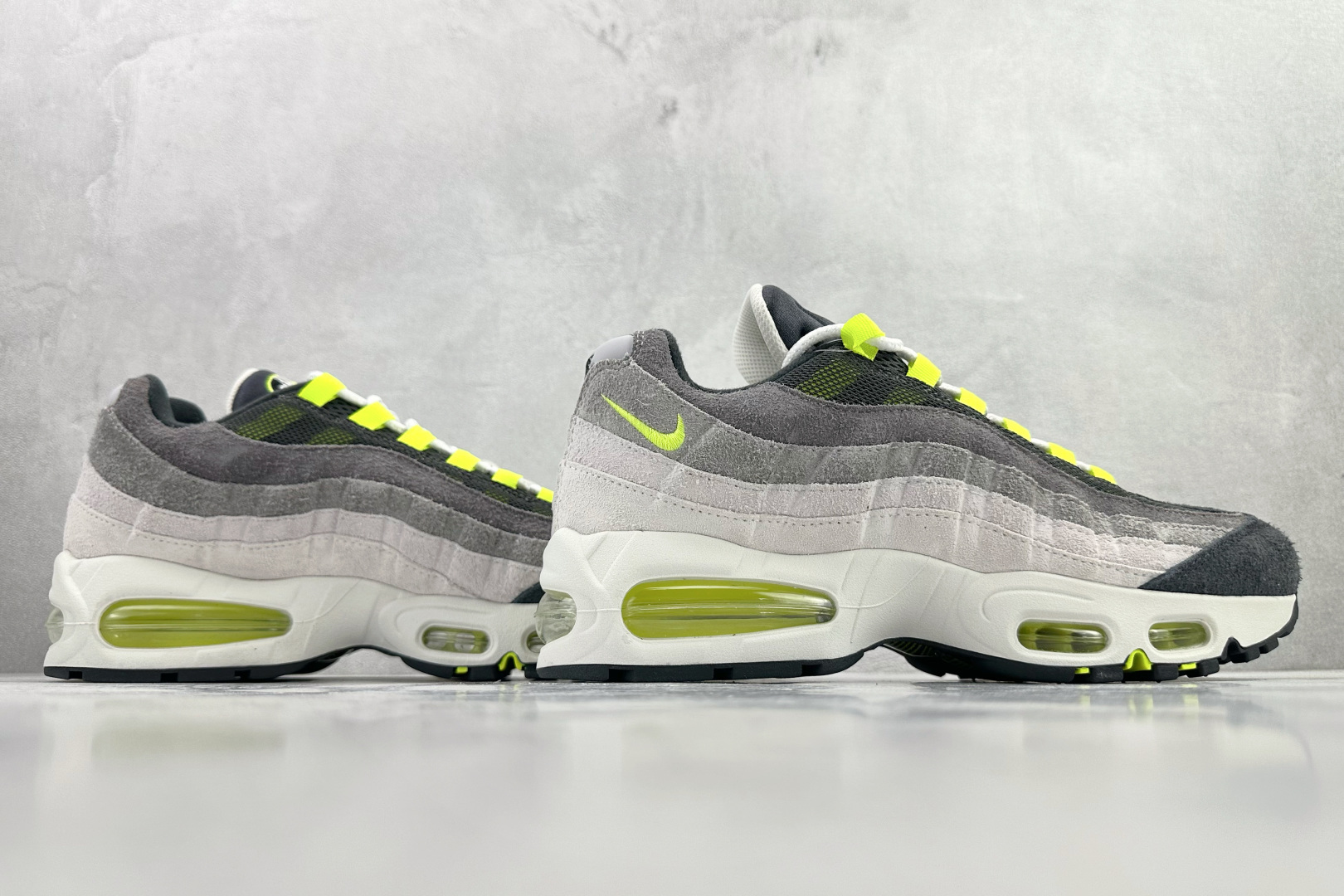 口碑神作 Nike Air 95 Big Bubble OG“Reverse Neon”黑灰 HM4738-001