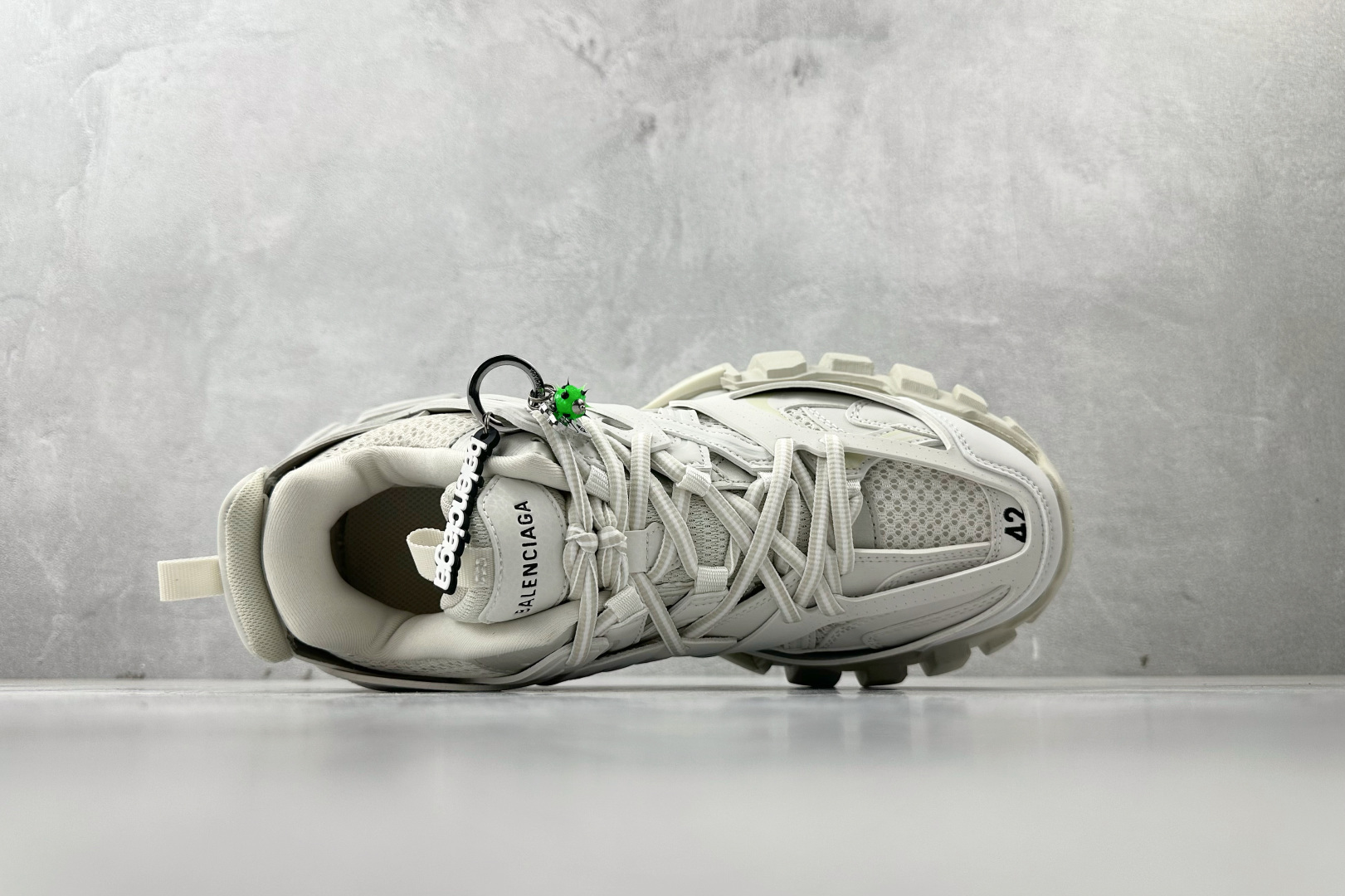 Balenciaga巴黎世家 Track 白色 542023WTRHM Balenciaga巴黎世家 Track 白色 542023WTRHM