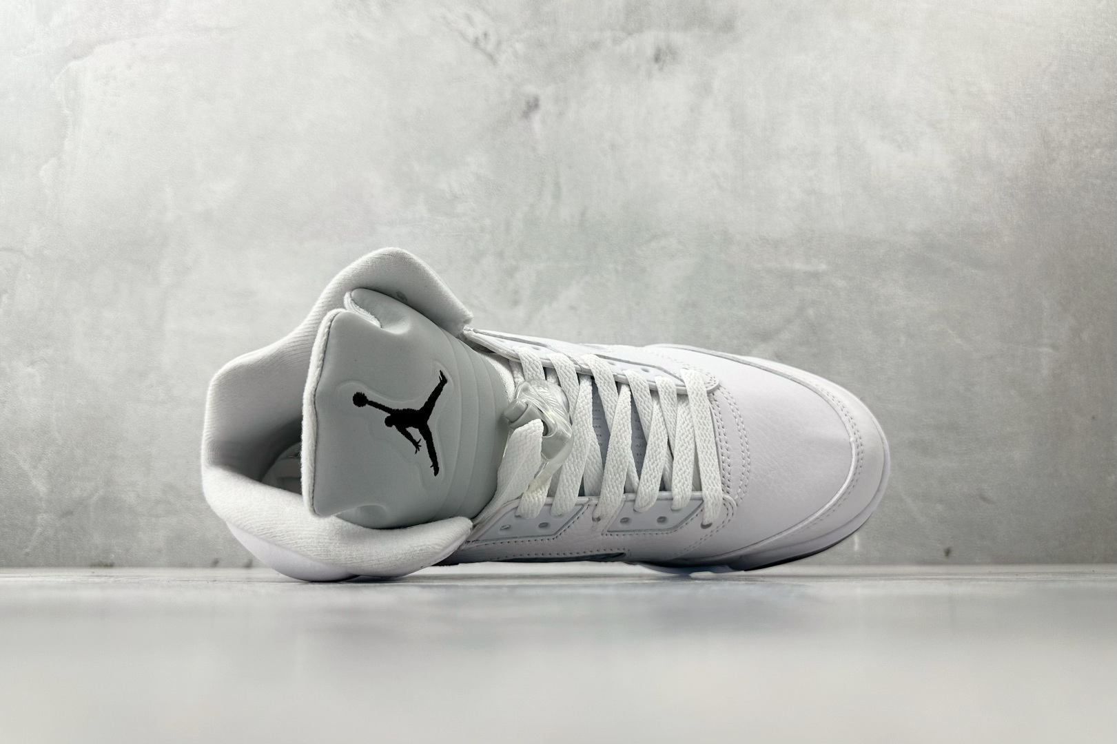 顶级Jordan Air Jordan 5 白色 HQ7978-103 顶级Jordan Air Jordan 5 白色 HQ7978-103