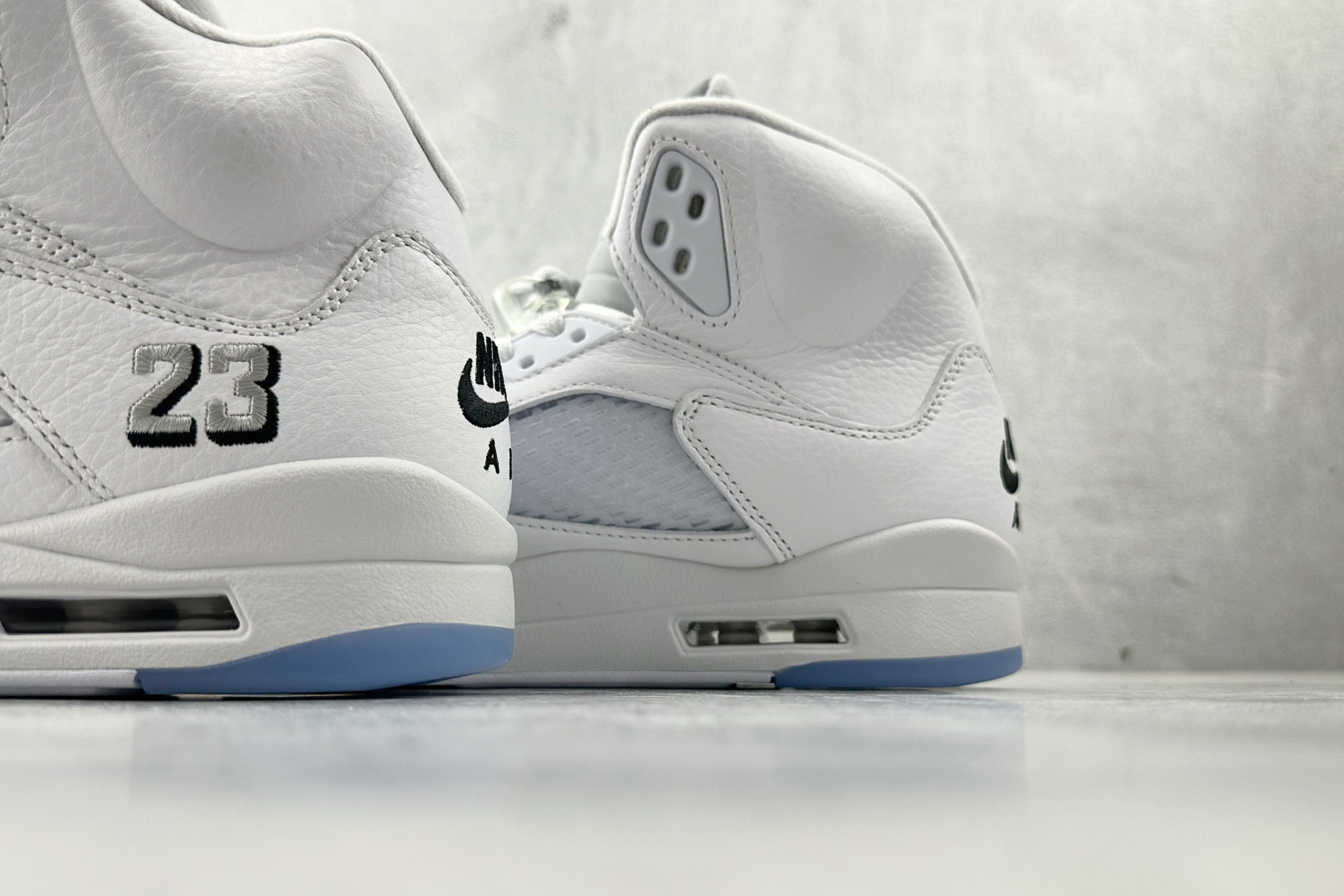 顶级Jordan Air Jordan 5 白色 HQ7978-103 顶级Jordan Air Jordan 5 白色 HQ7978-103