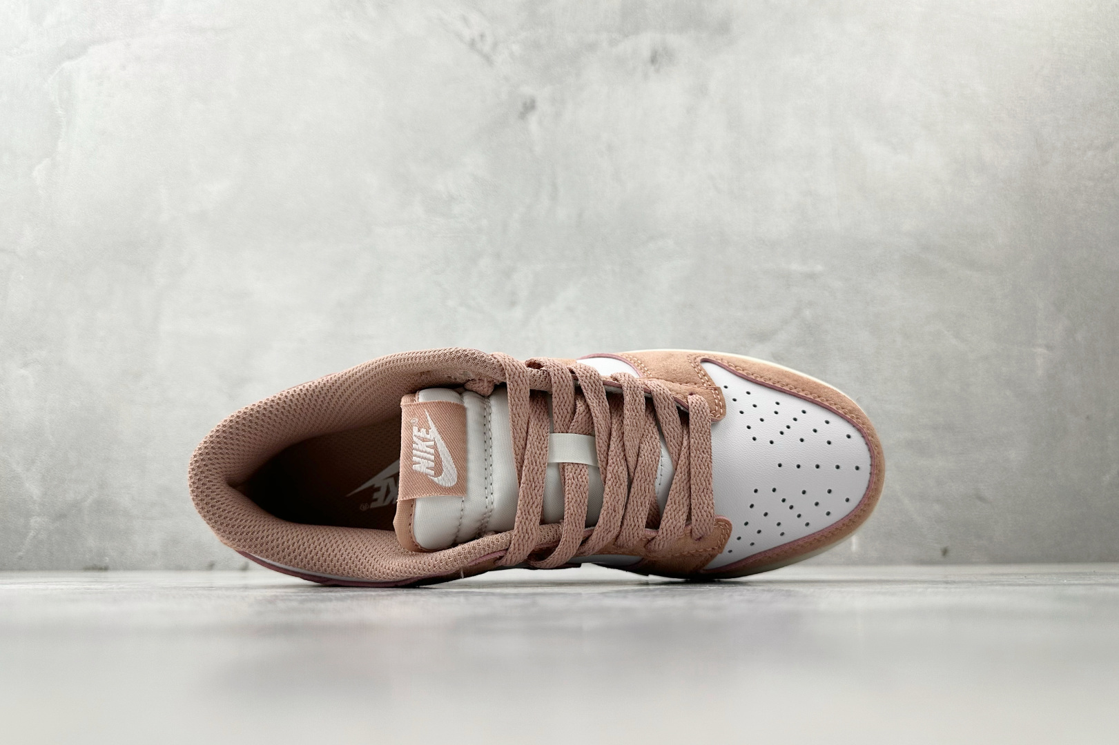 Nike Dunk Low 白粉 IB4417-102