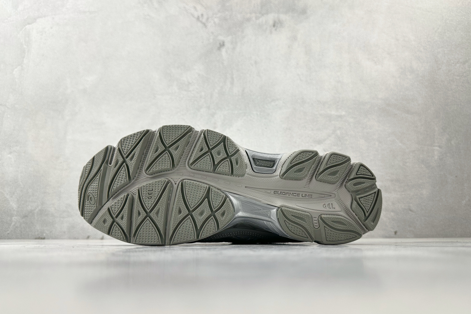 ASICS GEL-N灰色 1203A735-020 ASICS GEL-N灰色 1203A735-020