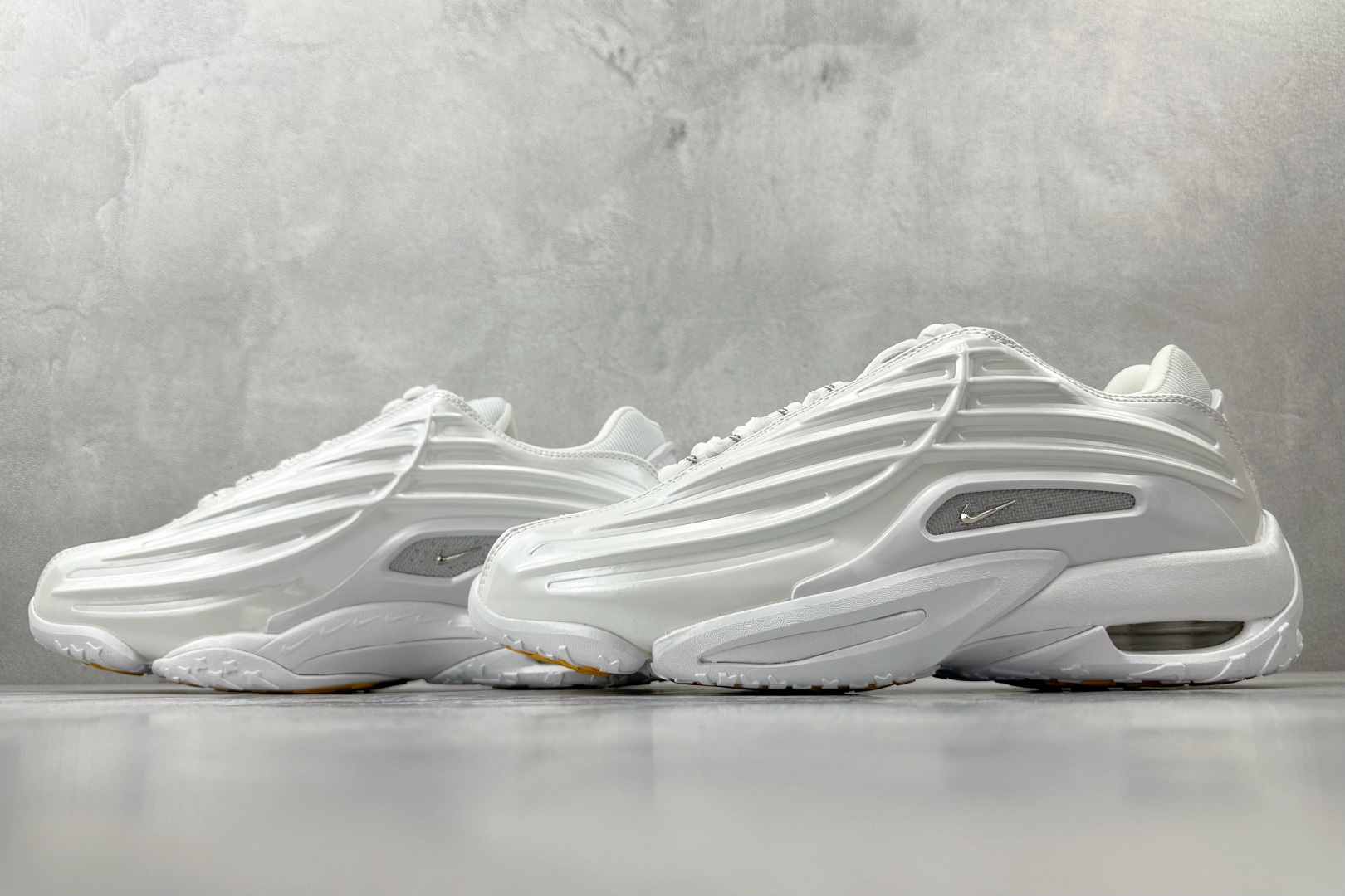 原版开发 NOCTA x Nike Hot Step 2 ”White” 白色 DZ7293-100 原版开发 NOCTA x Nike Hot Step 2 ”White” 白色 DZ7293-100