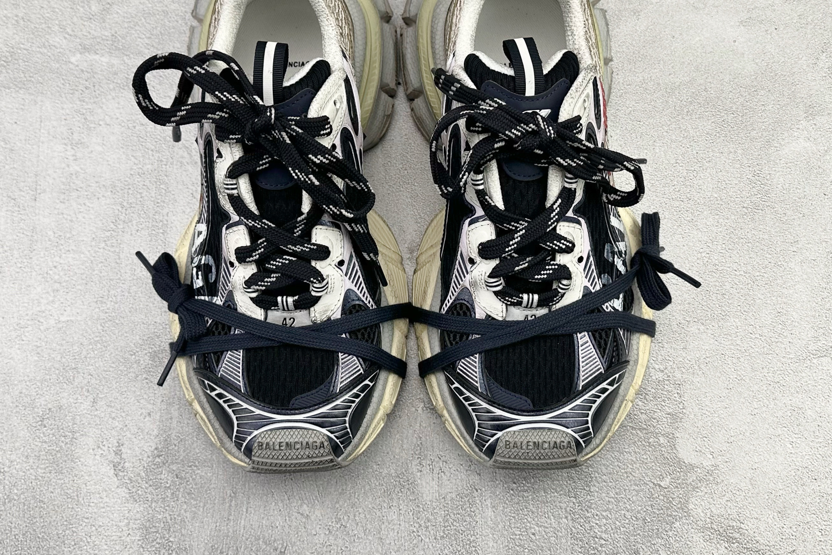 380 最新外贸批次 Balenciaga巴黎世家 3XL 白红 840090W3XSG