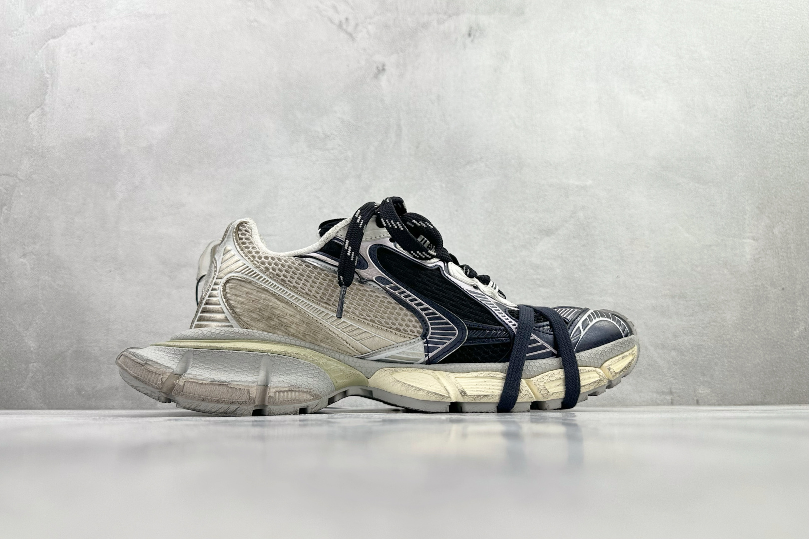 380 最新外贸批次 Balenciaga巴黎世家 3XL 白红 840090W3XSG
