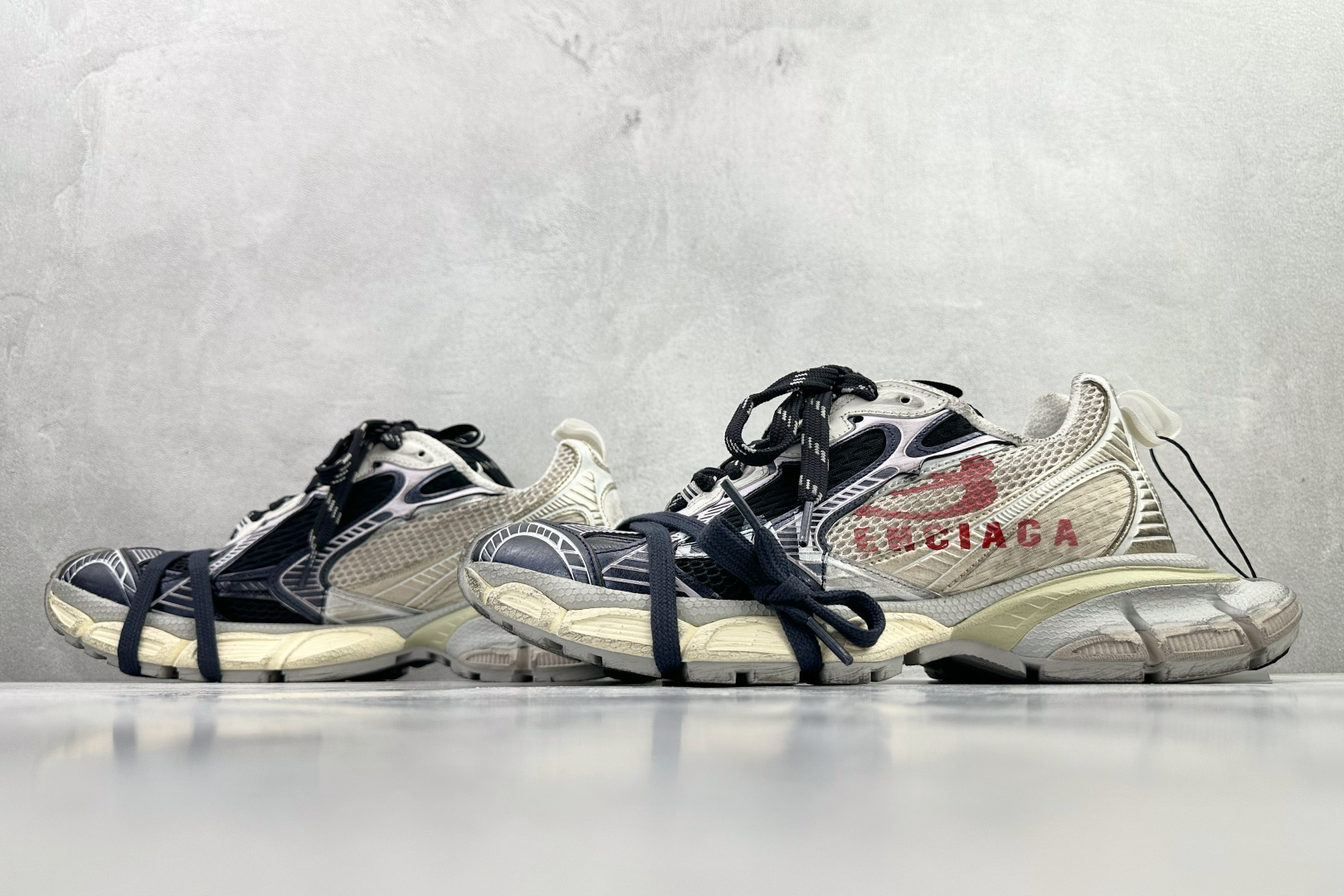 380 最新外贸批次 Balenciaga巴黎世家 3XL 白红 840090W3XSG