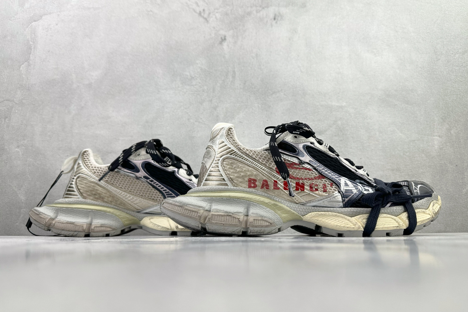 380 最新外贸批次 Balenciaga巴黎世家 3XL 白红 840090W3XSG