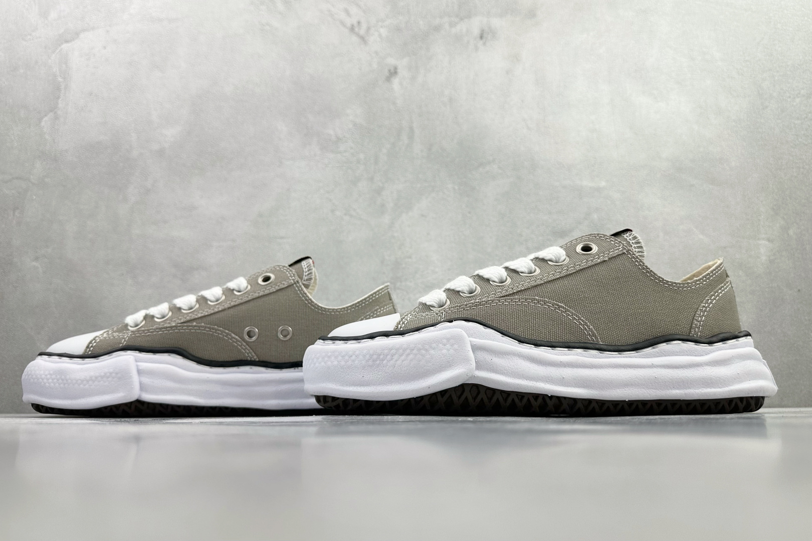 MIHARA YASUHIRO三原康裕 Peterson 灰色 A01FW702