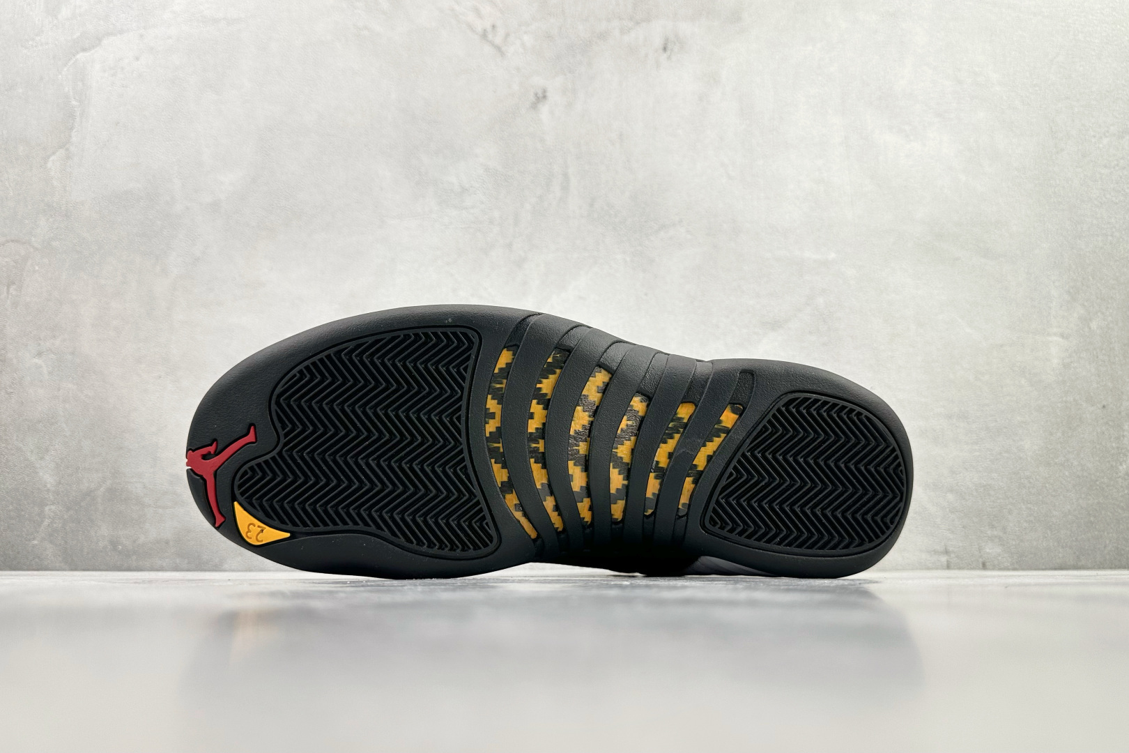 470 顶级完美复刻 Jordan Air Jordan 12 Retro Taxi白黑 CT8013-117-Chinese UA Cheap High Quatity Brand Clothes Bags handbags Sneakers wholesale wholesaler seller from China Factory suppliers Fashion Clothing Shoes best Quality Beautiful Price 470 顶级完美复刻 Jordan Air Jordan 12 Retro Taxi白黑 CT8013-117