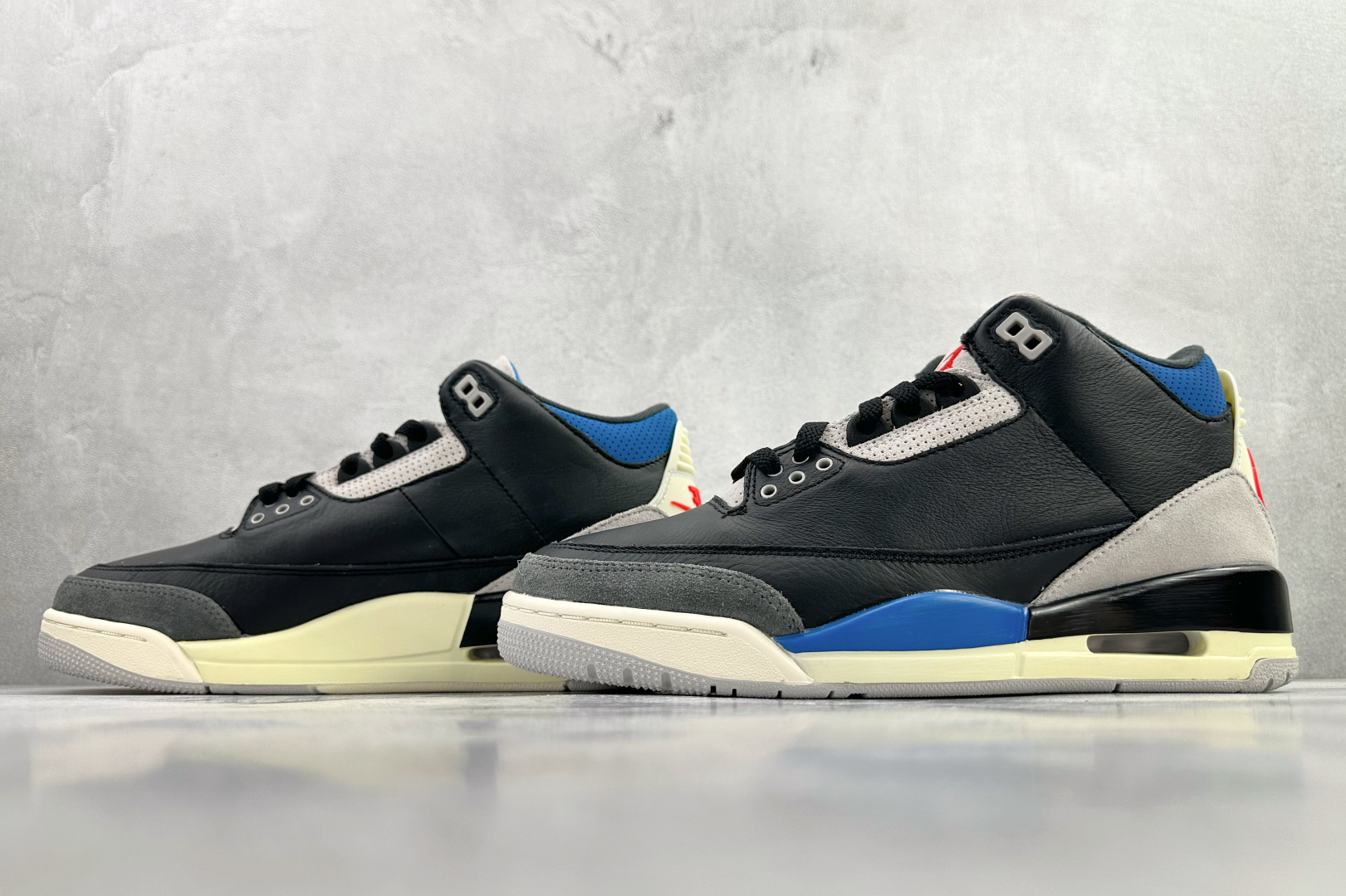 外贸专供 Jordan Air Jordan 3 Retro ”Rare Air” 黑灰红 IB8967-004 外贸专供 Jordan Air Jordan 3 Retro ”Rare Air” 黑灰红 IB8967-004