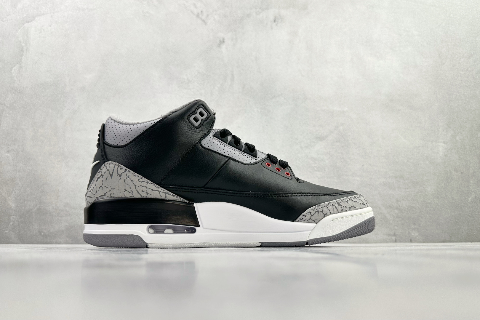 外贸专供 Jordan Air Jordan 3 Black Cement 黑色 DN3707-010 外贸专供 Jordan Air Jordan 3 Black Cement 黑色 DN3707-010
