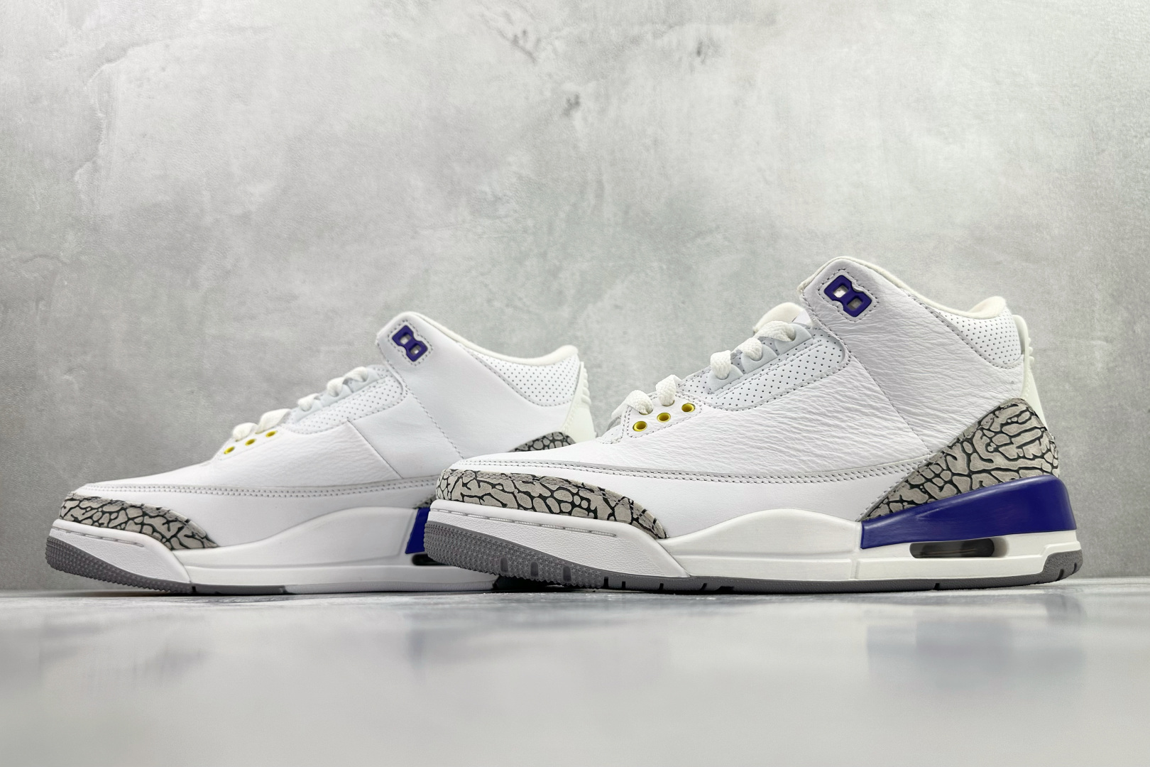 420 外贸专供 Jordan Air Jordan 3 Retro 白黄紫 869802-907-Chinese UA Cheap High Quatity Brand Clothes Bags handbags Sneakers wholesale wholesaler seller from China Factory suppliers Fashion Clothing Shoes best Quality Beautiful Price 420 外贸专供 Jordan Air Jordan 3 Retro 白黄紫 869802-907