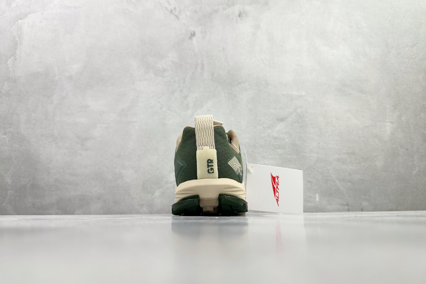 230 平台专供 Altra Lone Peak 9 绿色 AL0A85RG-330-Chinese UA Cheap High Quatity Brand Clothes Bags handbags Sneakers wholesale wholesaler seller from China Factory suppliers Fashion Clothing Shoes best Quality Beautiful Price 230 平台专供 Altra Lone Peak 9 绿色 AL0A85RG-330