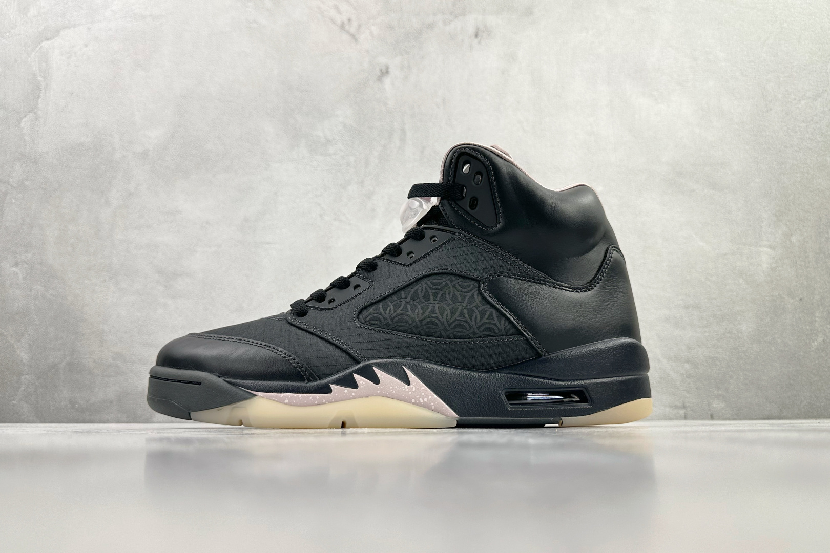 470 顶级完美复刻 PSG x Jordan Air Jordan 5 Retro黑色 HQ3004-001-Chinese UA Cheap High Quatity Brand Clothes Bags handbags Sneakers wholesale wholesaler seller from China Factory suppliers Fashion Clothing Shoes best Quality Beautiful Price 470 顶级完美复刻 PSG x Jordan Air Jordan 5 Retro黑色 HQ3004-001