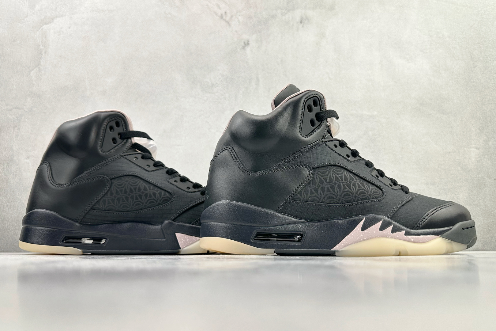 470 顶级完美复刻 PSG x Jordan Air Jordan 5 Retro黑色 HQ3004-001-Chinese UA Cheap High Quatity Brand Clothes Bags handbags Sneakers wholesale wholesaler seller from China Factory suppliers Fashion Clothing Shoes best Quality Beautiful Price 470 顶级完美复刻 PSG x Jordan Air Jordan 5 Retro黑色 HQ3004-001