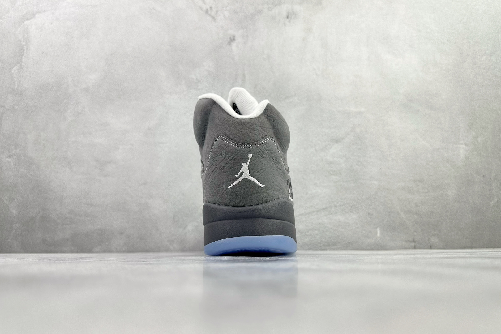 470 顶级完美复刻 Jordan Air Jordan 5 “Wolf Grey”灰色 DD0587-002-Chinese UA Cheap High Quatity Brand Clothes Bags handbags Sneakers wholesale wholesaler seller from China Factory suppliers Fashion Clothing Shoes best Quality Beautiful Price 470 顶级完美复刻 Jordan Air Jordan 5 “Wolf Grey”灰色 DD0587-002