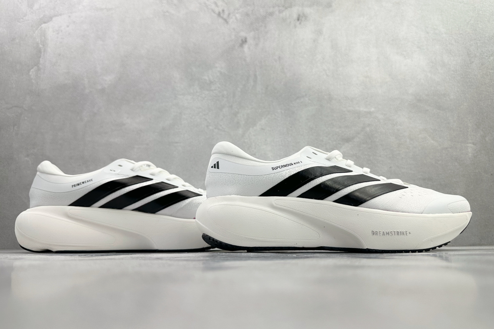 200 出口订单 Adidas Supernova Solution 3 M 白黑 KK1201-Chinese UA Cheap High Quatity Brand Clothes Bags handbags Sneakers wholesale wholesaler seller from China Factory suppliers Fashion Clothing Shoes best Quality Beautiful Price 200 出口订单 Adidas Supernova Solution 3 M 白黑 KK1201