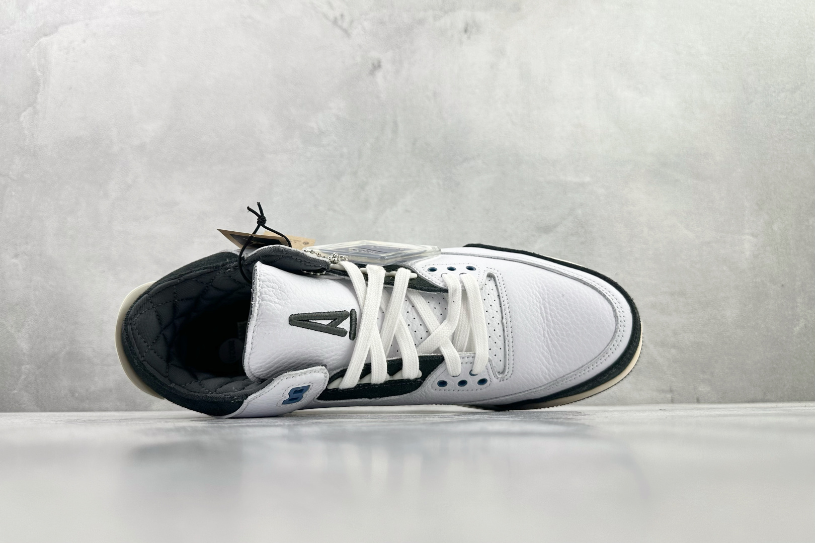 440 外贸专供 A Ma Maniére x Jordan Air Jordan 3 DIFFUSED BLUE 白蓝色 HV8571-100-Chinese UA Cheap High Quatity Brand Clothes Bags handbags Sneakers wholesale wholesaler seller from China Factory suppliers Fashion Clothing Shoes best Quality Beautiful Price 440 外贸专供 A Ma Maniére x Jordan Air Jordan 3 DIFFUSED BLUE 白蓝色 HV8571-100