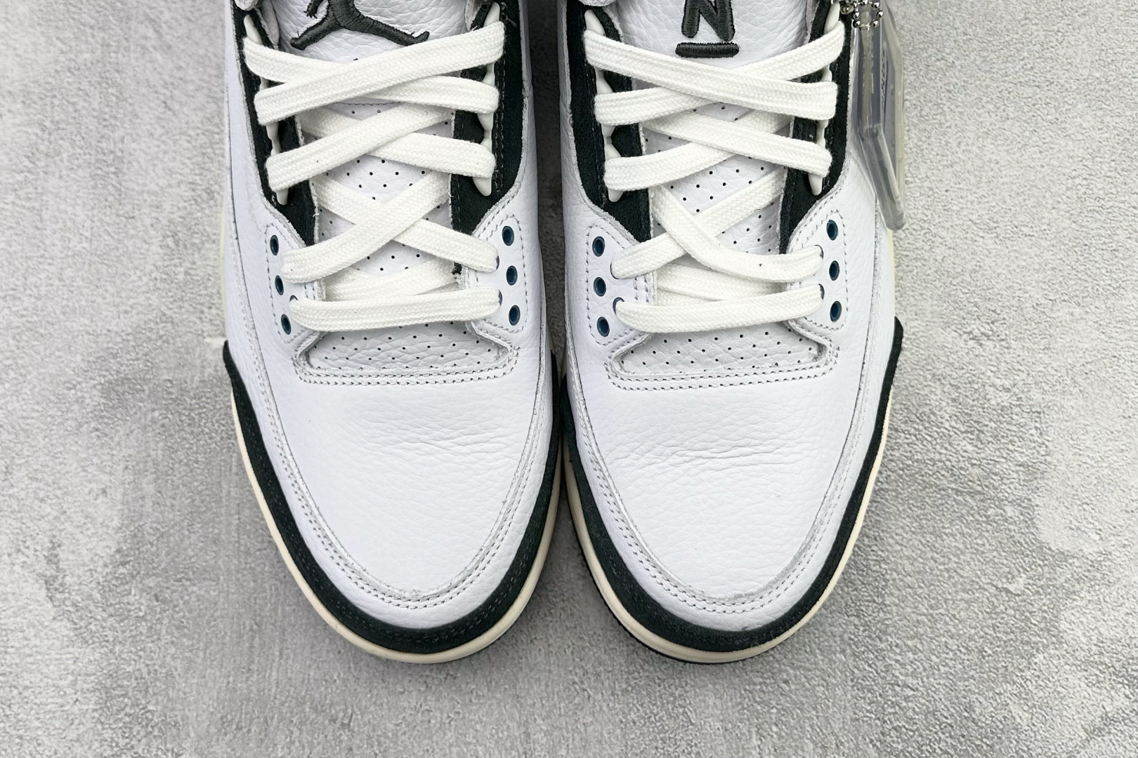 440 外贸专供 A Ma Maniére x Jordan Air Jordan 3 DIFFUSED BLUE 白蓝色 HV8571-100-Chinese UA Cheap High Quatity Brand Clothes Bags handbags Sneakers wholesale wholesaler seller from China Factory suppliers Fashion Clothing Shoes best Quality Beautiful Price 440 外贸专供 A Ma Maniére x Jordan Air Jordan 3 DIFFUSED BLUE 白蓝色 HV8571-100