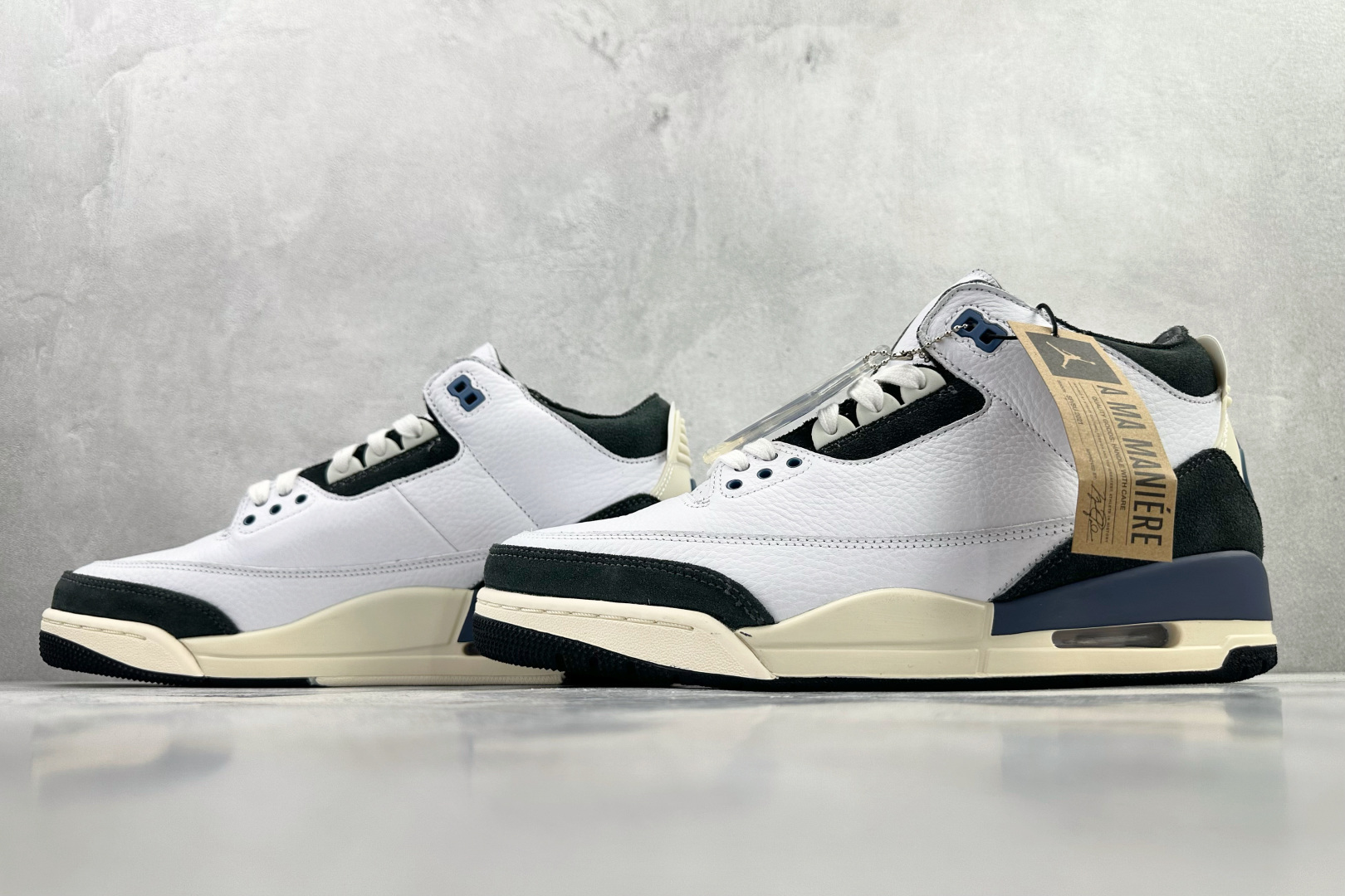 440 外贸专供 A Ma Maniére x Jordan Air Jordan 3 DIFFUSED BLUE 白蓝色 HV8571-100-Chinese UA Cheap High Quatity Brand Clothes Bags handbags Sneakers wholesale wholesaler seller from China Factory suppliers Fashion Clothing Shoes best Quality Beautiful Price 440 外贸专供 A Ma Maniére x Jordan Air Jordan 3 DIFFUSED BLUE 白蓝色 HV8571-100