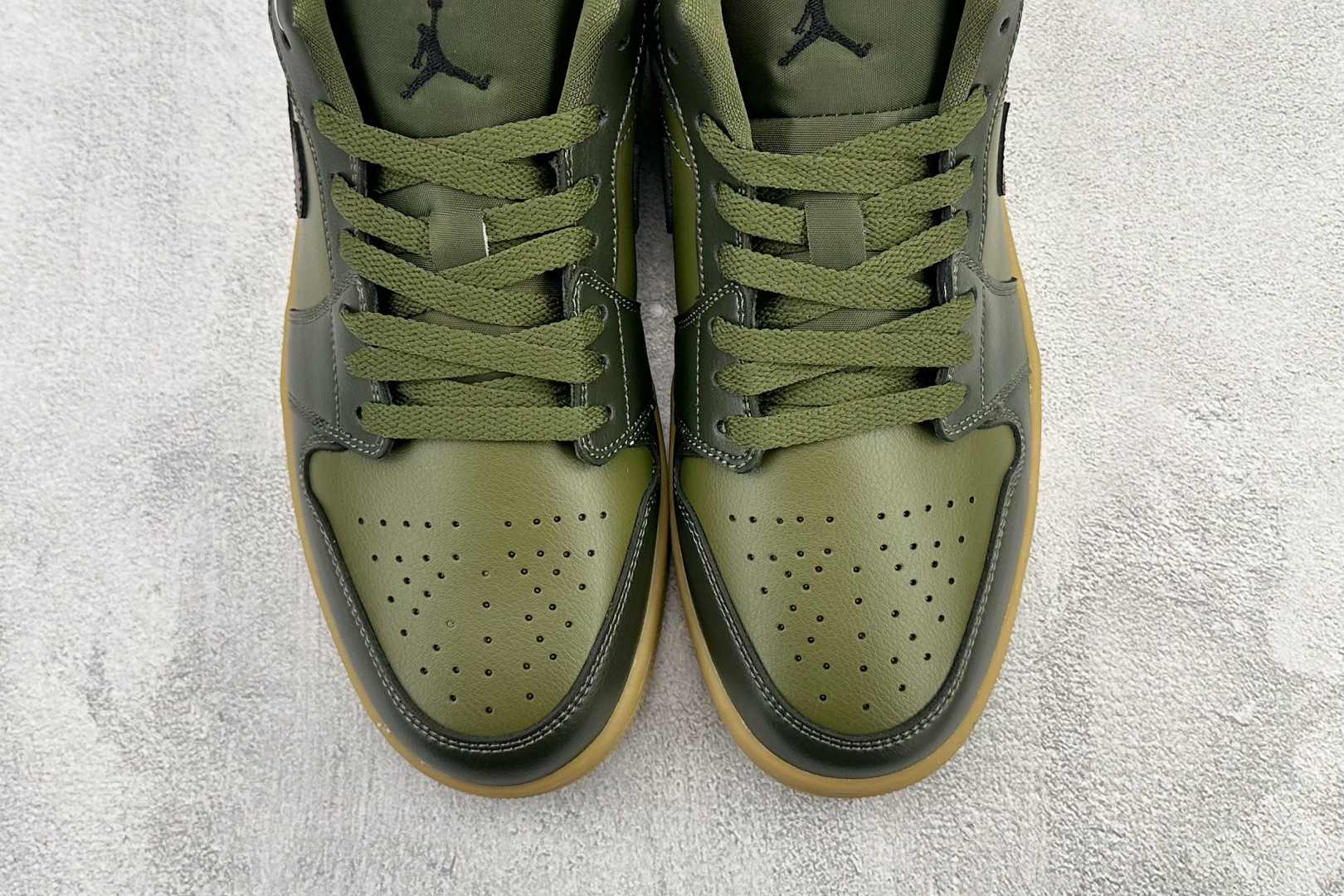 200 综合版 Jordan Air Jordan 1 深绿 IR0840-325-Chinese UA Cheap High Quatity Brand Clothes Bags handbags Sneakers wholesale wholesaler seller from China Factory suppliers Fashion Clothing Shoes best Quality Beautiful Price 200 综合版 Jordan Air Jordan 1 深绿 IR0840-325