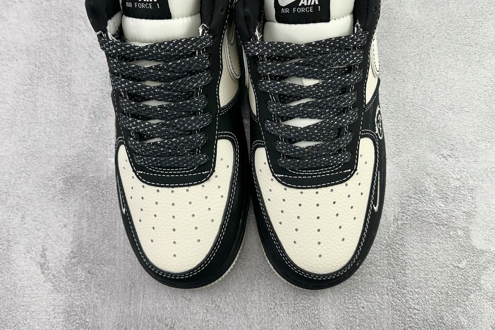 260 Nike AIR FORCE 1 Low NIKE 联名 黑白 XL1979-131-Chinese UA Cheap High Quatity Brand Clothes Bags handbags Sneakers wholesale wholesaler seller from China Factory suppliers Fashion Clothing Shoes best Quality Beautiful Price 260 Nike AIR FORCE 1 Low NIKE 联名 黑白 XL1979-131