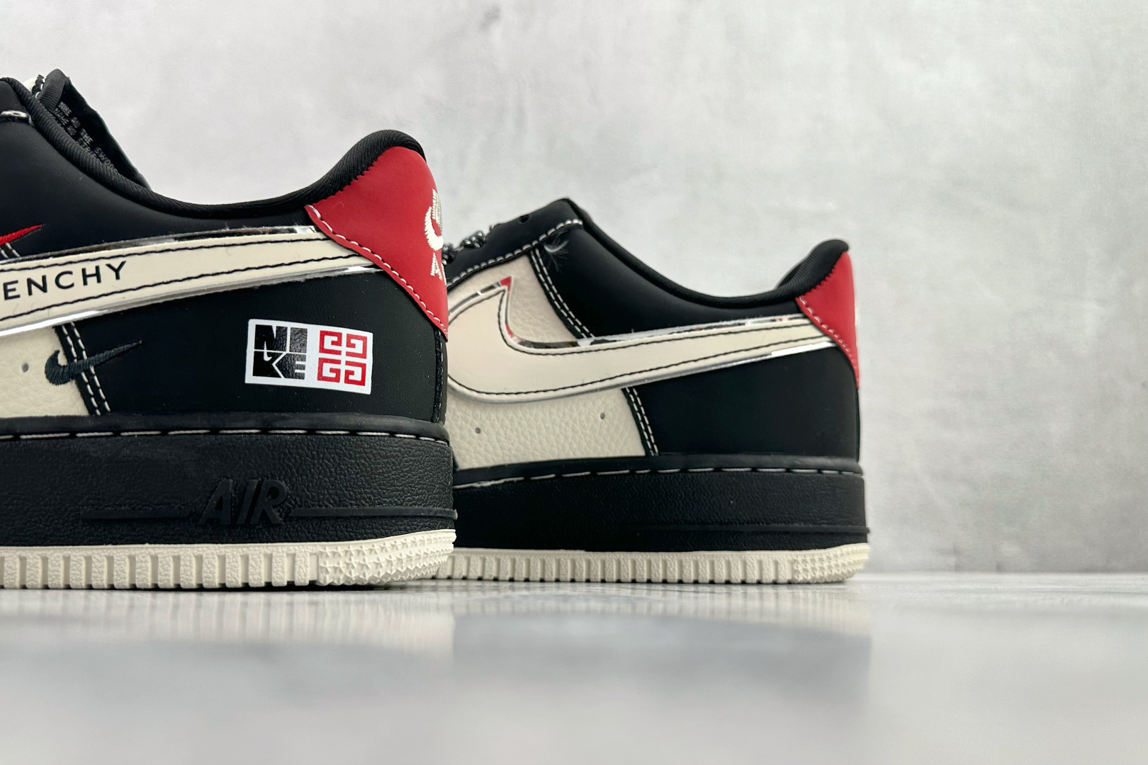 260 Nike AIR FORCE 1 Low NIKE 联名 黑白 XL1979-131-Chinese UA Cheap High Quatity Brand Clothes Bags handbags Sneakers wholesale wholesaler seller from China Factory suppliers Fashion Clothing Shoes best Quality Beautiful Price 260 Nike AIR FORCE 1 Low NIKE 联名 黑白 XL1979-131