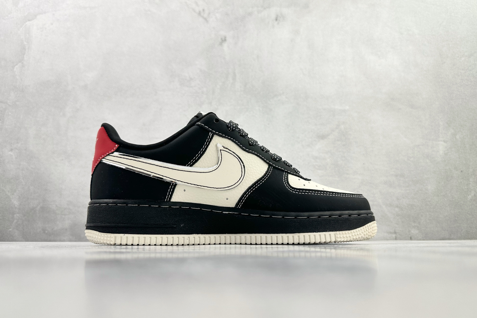 260 Nike AIR FORCE 1 Low NIKE 联名 黑白 XL1979-131-Chinese UA Cheap High Quatity Brand Clothes Bags handbags Sneakers wholesale wholesaler seller from China Factory suppliers Fashion Clothing Shoes best Quality Beautiful Price 260 Nike AIR FORCE 1 Low NIKE 联名 黑白 XL1979-131