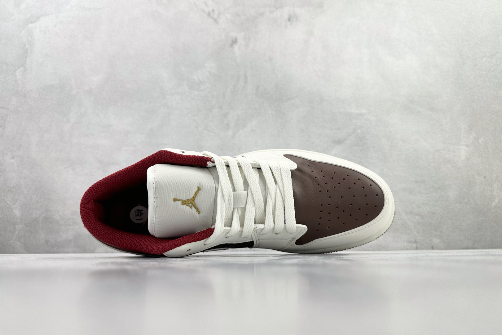 210 平台爆款 Jordan Air Jordan 1 Low 白红棕 IR7600-211-Chinese UA Cheap High Quatity Brand Clothes Bags handbags Sneakers wholesale wholesaler seller from China Factory suppliers Fashion Clothing Shoes best Quality Beautiful Price 210 平台爆款 Jordan Air Jordan 1 Low 白红棕 IR7600-211