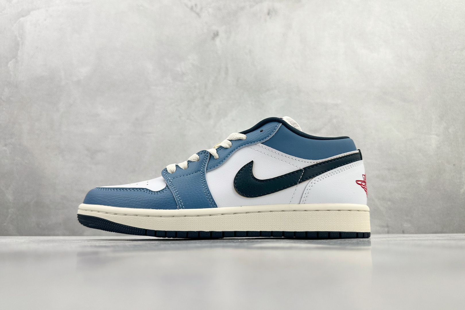 210 平台爆款 Jordan Air Jordan 1 天蓝色 HM3711-144