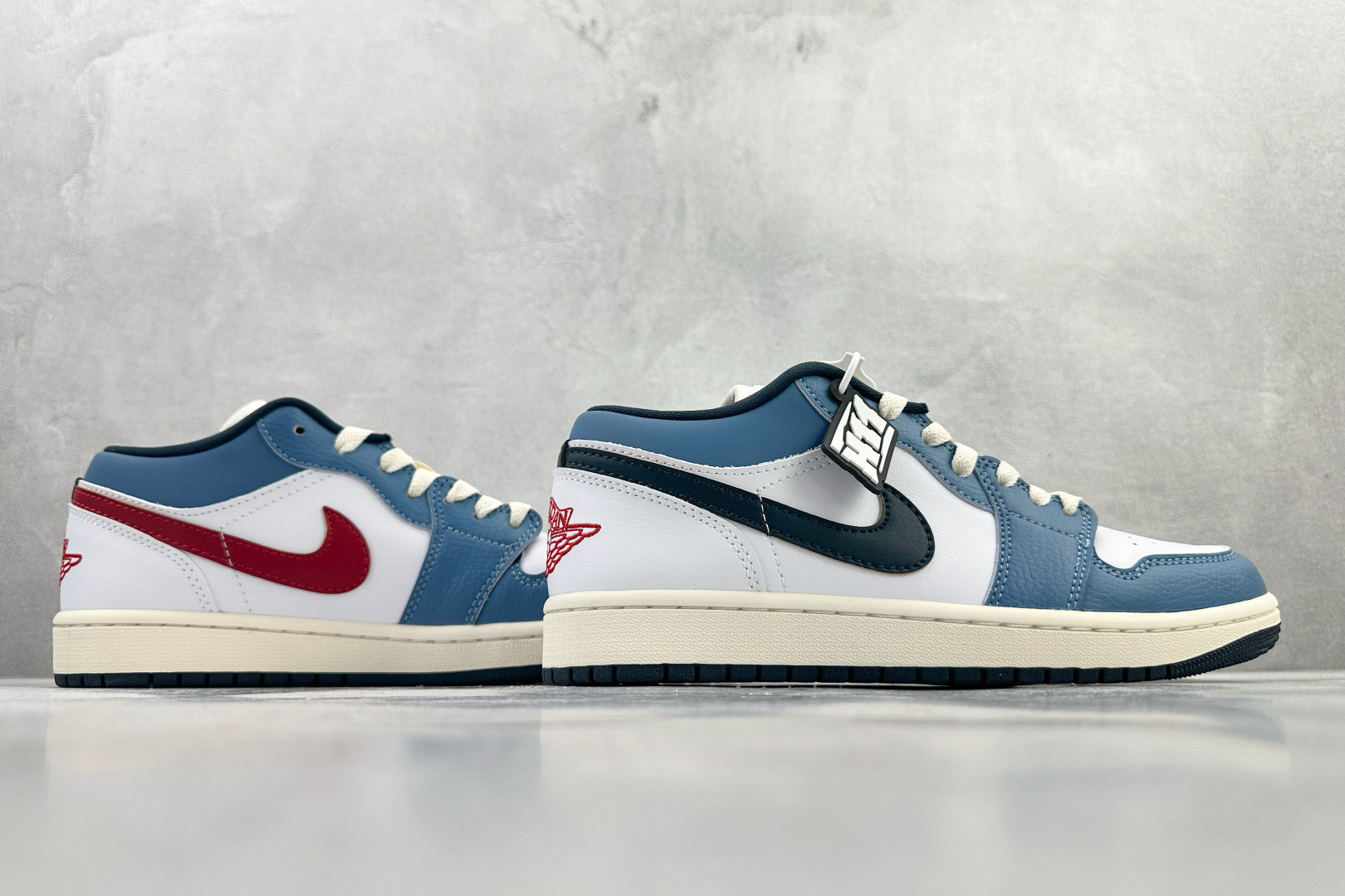 210 平台爆款 Jordan Air Jordan 1 天蓝色 HM3711-144