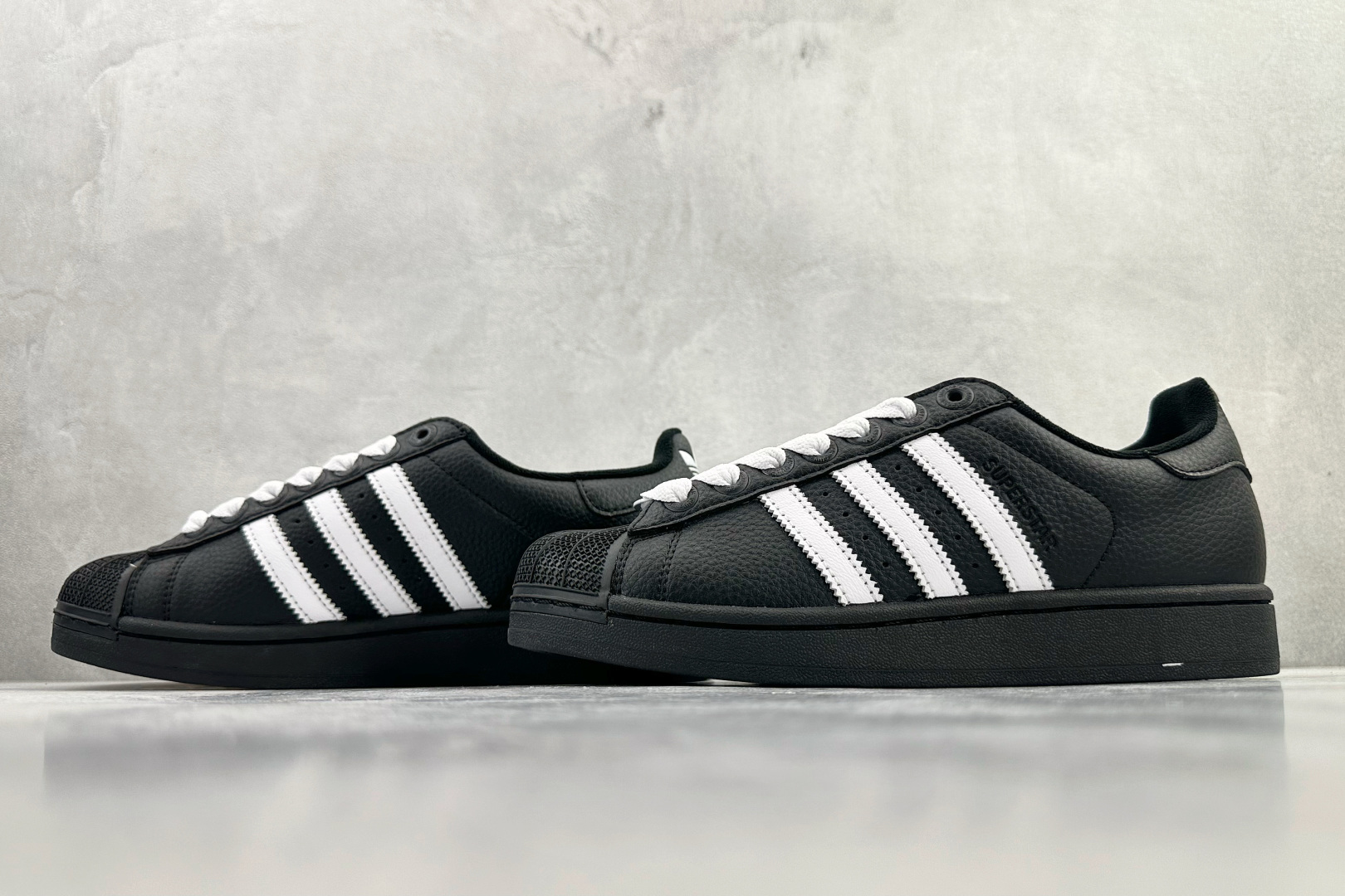 160 adidas originals Superstar 2 黑白 KK4474-Chinese UA Cheap High Quatity Brand Clothes Bags handbags Sneakers wholesale wholesaler seller from China Factory suppliers Fashion Clothing Shoes best Quality Beautiful Price 160 adidas originals Superstar 2 黑白 KK4474