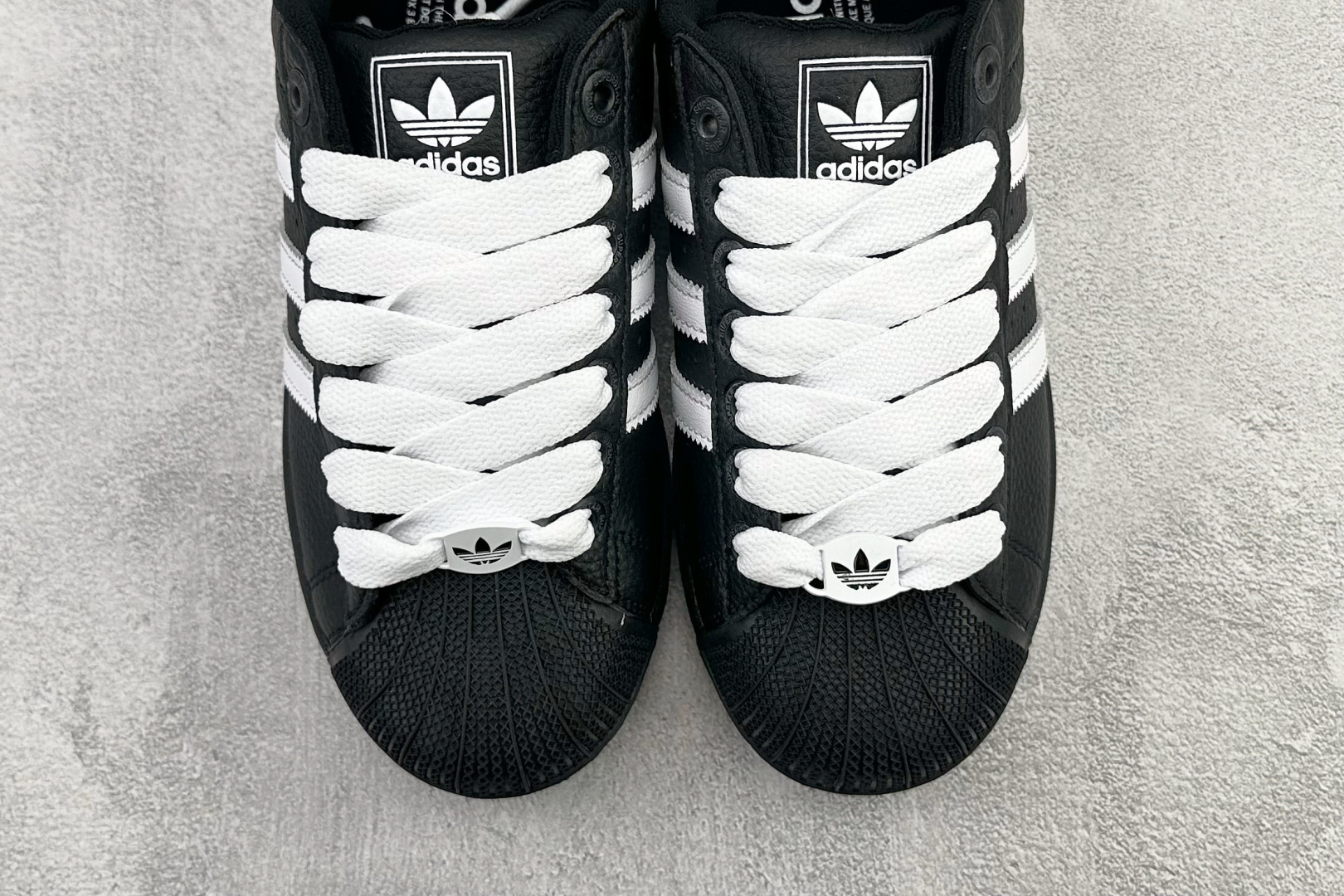 160 adidas originals Superstar 2 黑白 KK4474-Chinese UA Cheap High Quatity Brand Clothes Bags handbags Sneakers wholesale wholesaler seller from China Factory suppliers Fashion Clothing Shoes best Quality Beautiful Price 160 adidas originals Superstar 2 黑白 KK4474