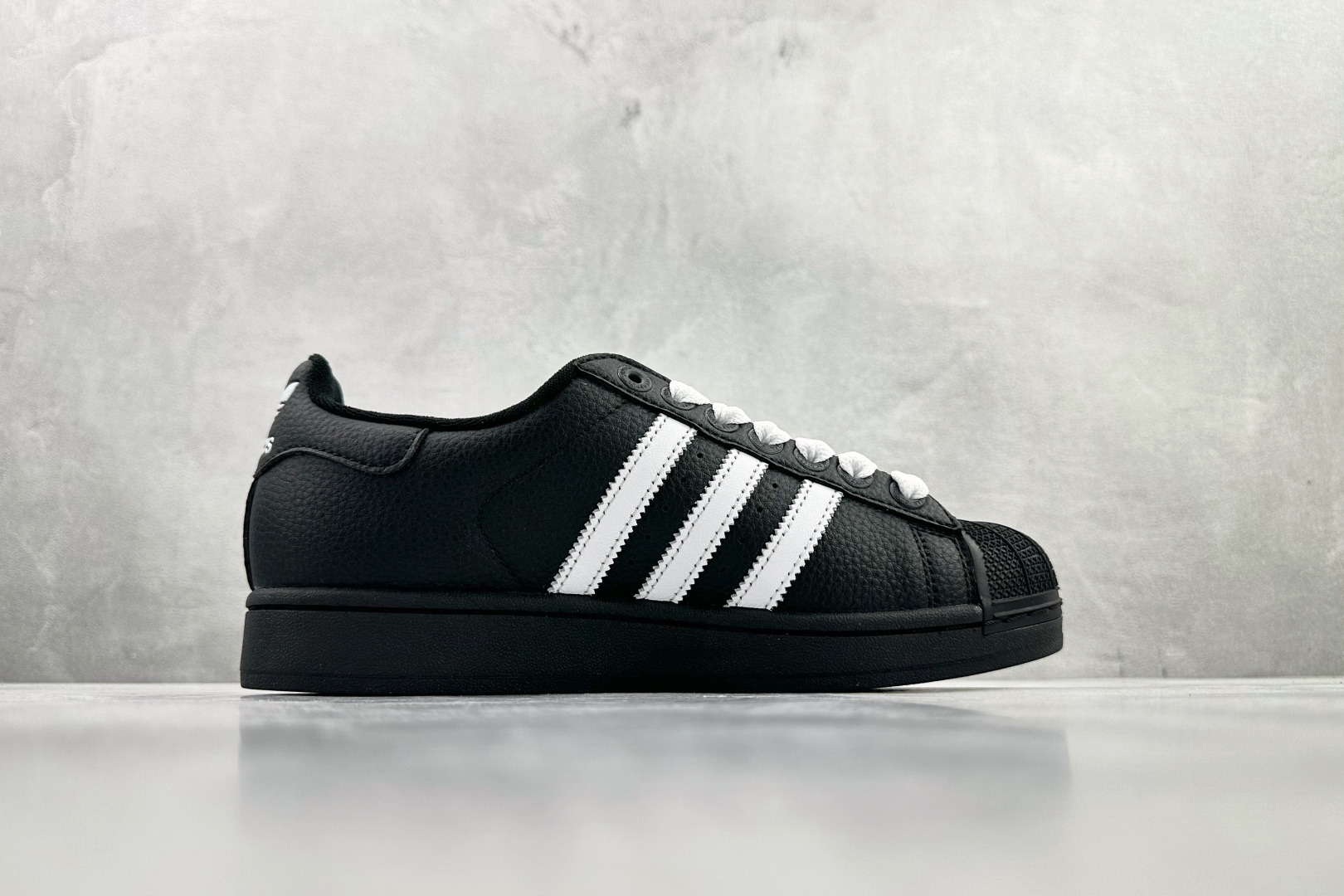 160 adidas originals Superstar 2 黑白 KK4474-Chinese UA Cheap High Quatity Brand Clothes Bags handbags Sneakers wholesale wholesaler seller from China Factory suppliers Fashion Clothing Shoes best Quality Beautiful Price 160 adidas originals Superstar 2 黑白 KK4474