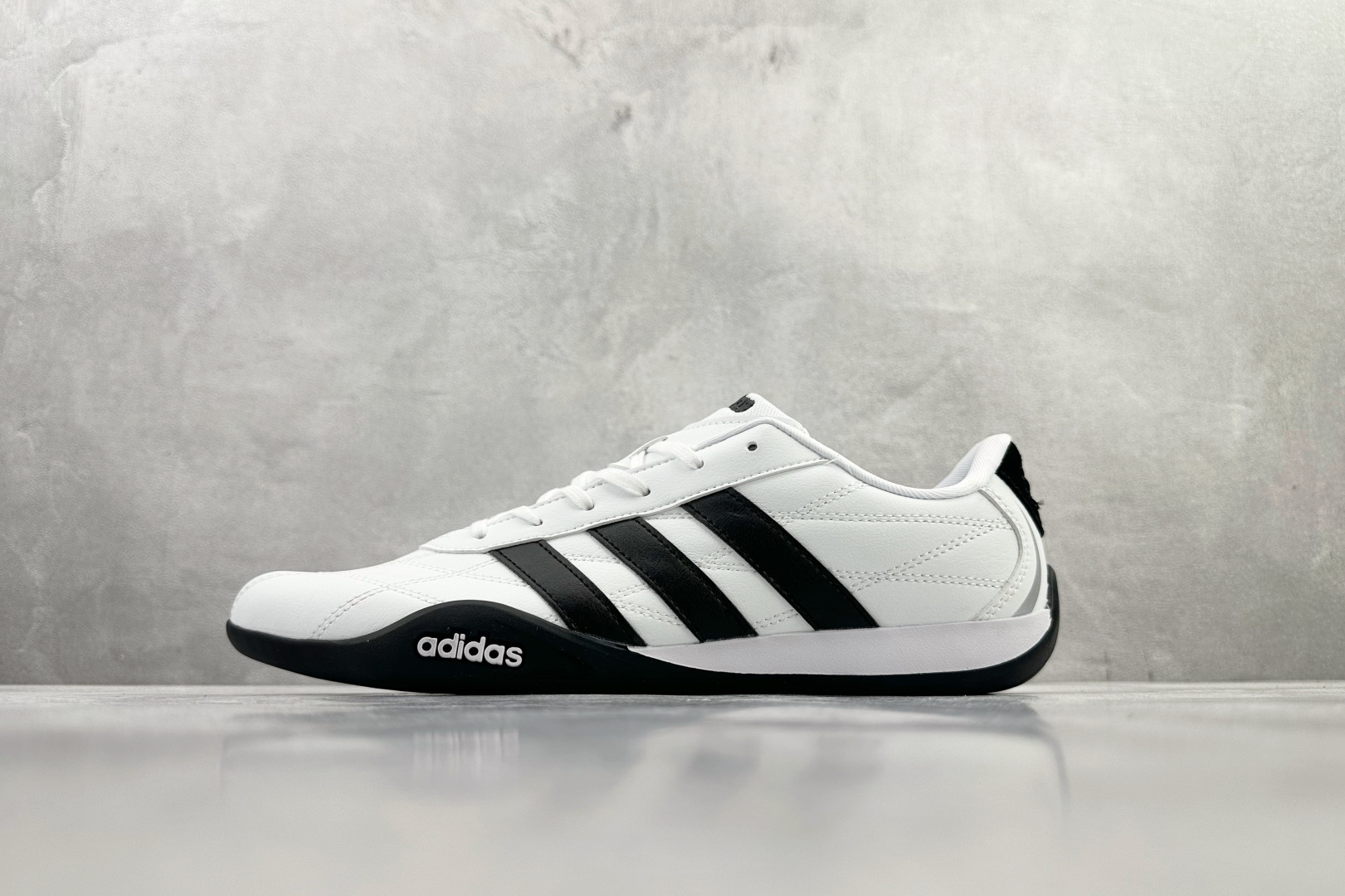 210 平台订单 adidas Adizero 2026 白黑 HQ9160-Chinese UA Cheap High Quatity Brand Clothes Bags handbags Sneakers wholesale wholesaler seller from China Factory suppliers Fashion Clothing Shoes best Quality Beautiful Price 210 平台订单 adidas Adizero 2026 白黑 HQ9160