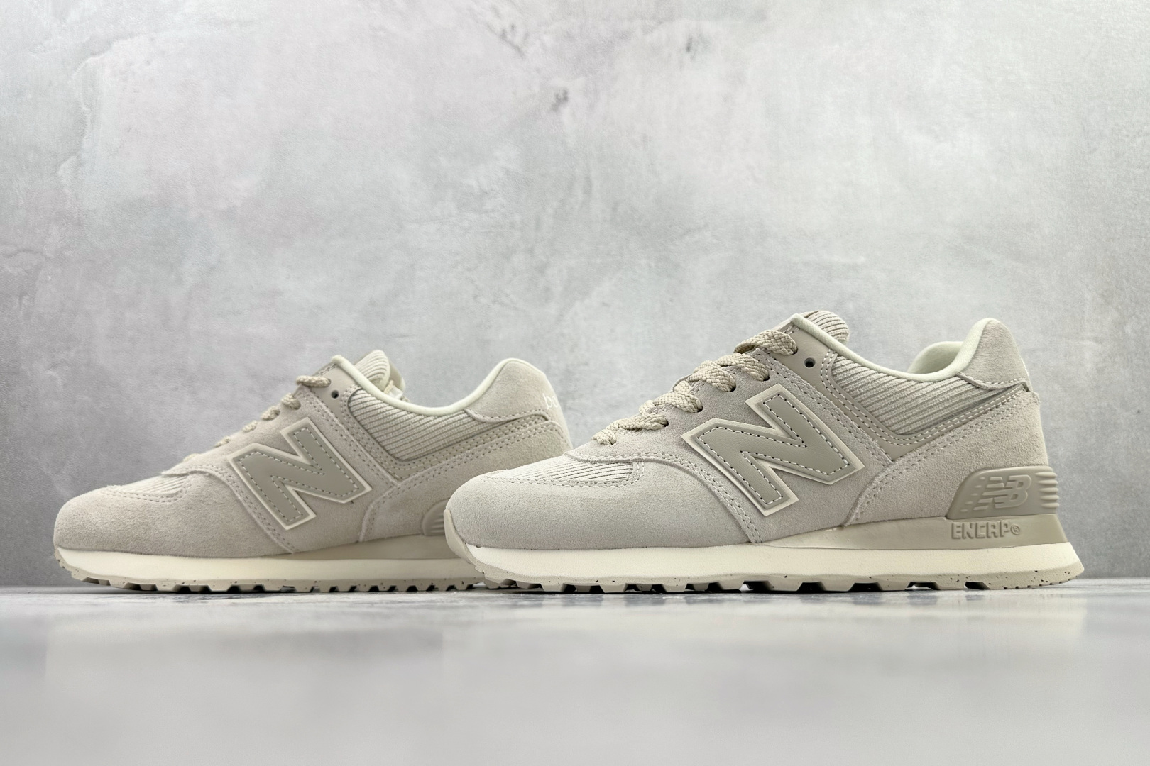 180 顶级New Balance NB 574 米色 WL574CBG-Chinese UA Cheap High Quatity Brand Clothes Bags handbags Sneakers wholesale wholesaler seller from China Factory suppliers Fashion Clothing Shoes best Quality Beautiful Price 180 顶级New Balance NB 574 米色 WL574CBG