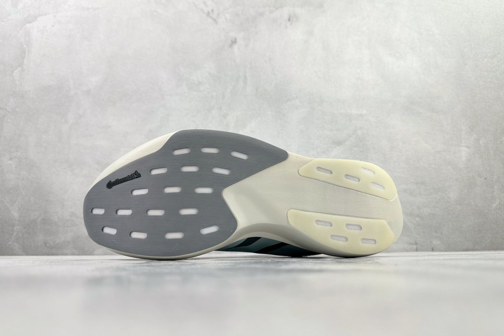 adidas Adizero Evo SL 黑灰 JR2029 adidas Adizero Evo SL 黑灰 JR2029