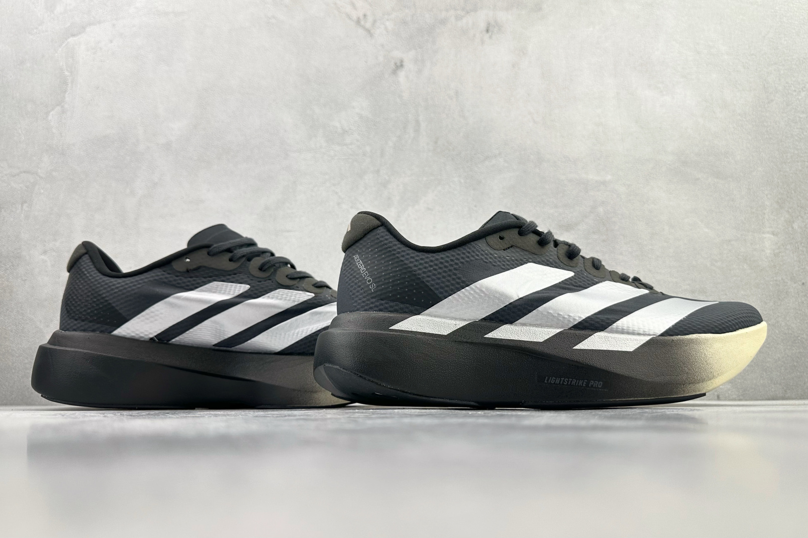 adidas Adizero Evo SL 黑银 KH8289