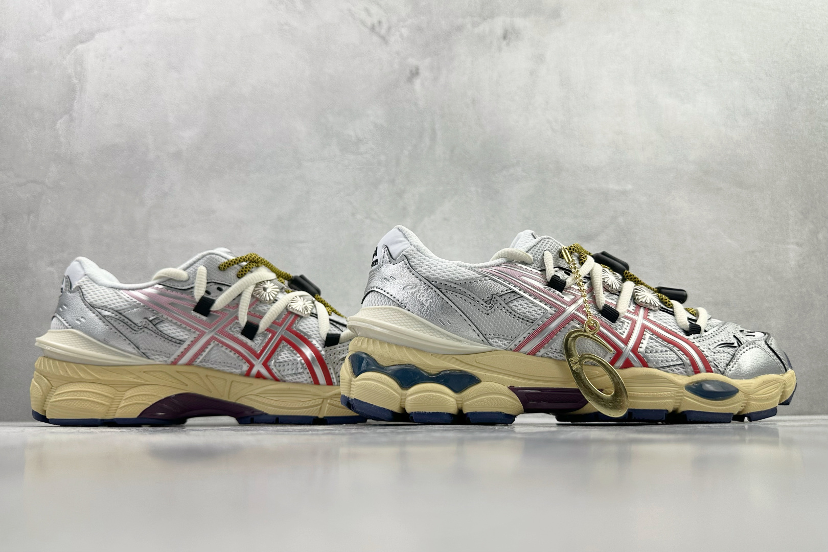 TOGA x ASICS Gel-Cumulus 16 TG 银红 1203B115-100