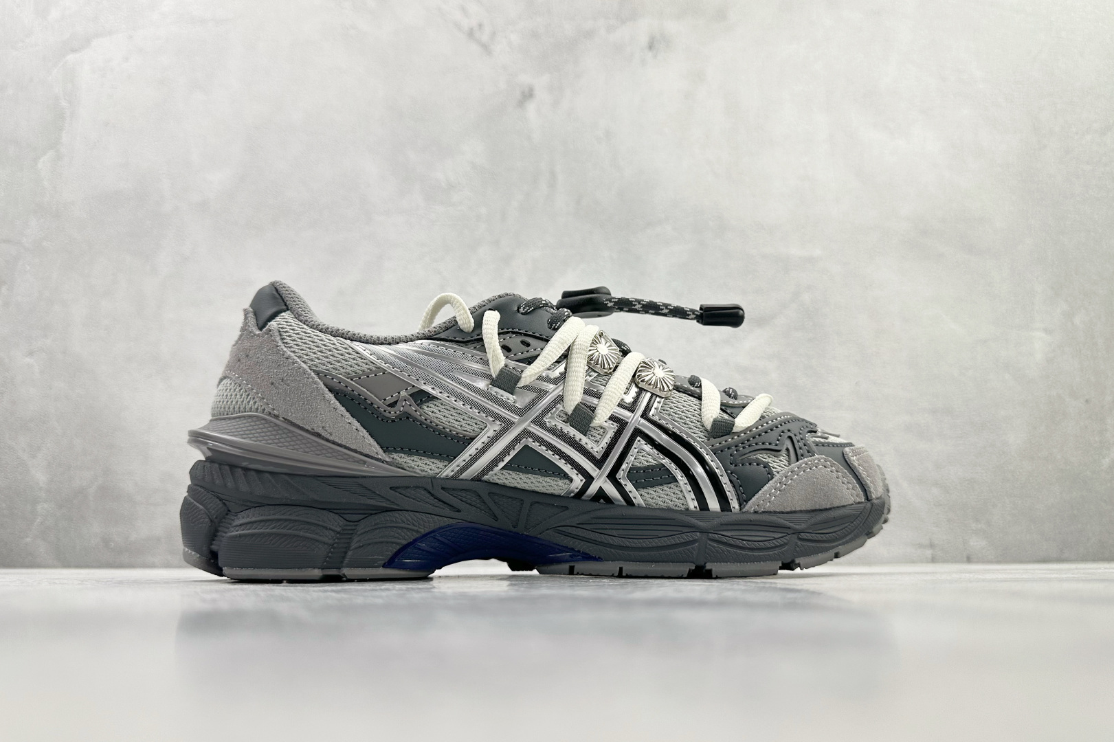 220 TOGA x ASICS Gel-Cumulus 16 TG 灰色 1203A838-020-Chinese UA Cheap High Quatity Brand Clothes Bags handbags Sneakers wholesale wholesaler seller from China Factory suppliers Fashion Clothing Shoes best Quality Beautiful Price 220 TOGA x ASICS Gel-Cumulus 16 TG 灰色 1203A838-020