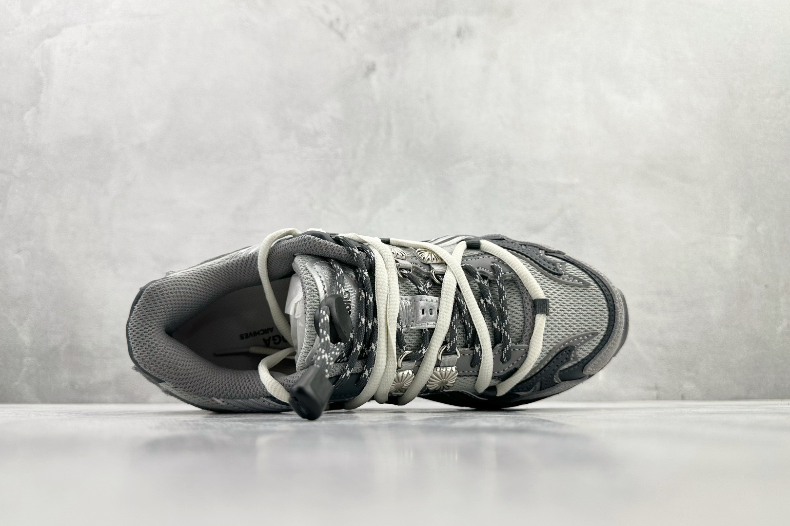 220 TOGA x ASICS Gel-Cumulus 16 TG 灰色 1203A838-020-Chinese UA Cheap High Quatity Brand Clothes Bags handbags Sneakers wholesale wholesaler seller from China Factory suppliers Fashion Clothing Shoes best Quality Beautiful Price 220 TOGA x ASICS Gel-Cumulus 16 TG 灰色 1203A838-020