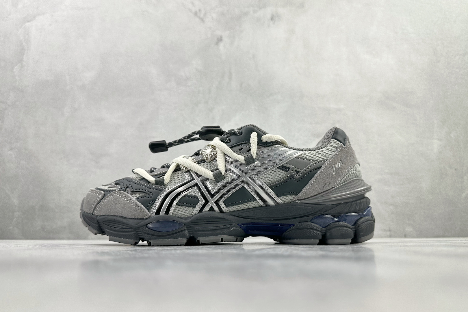 220 TOGA x ASICS Gel-Cumulus 16 TG 灰色 1203A838-020-Chinese UA Cheap High Quatity Brand Clothes Bags handbags Sneakers wholesale wholesaler seller from China Factory suppliers Fashion Clothing Shoes best Quality Beautiful Price 220 TOGA x ASICS Gel-Cumulus 16 TG 灰色 1203A838-020