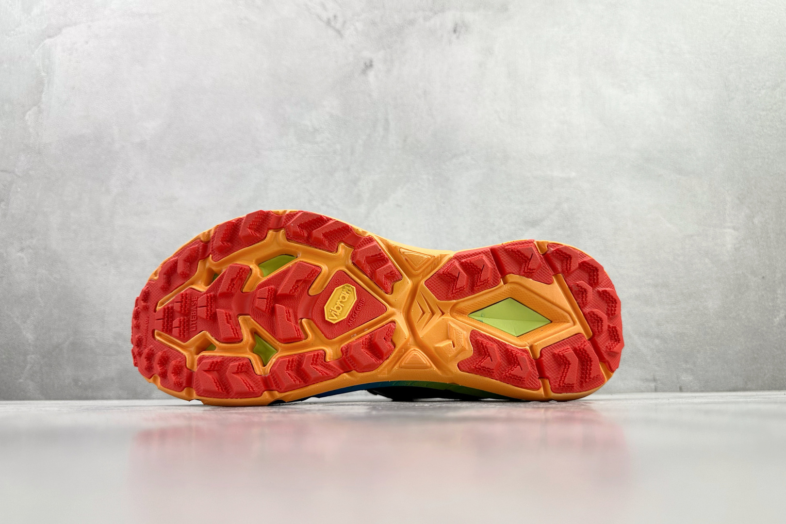 200 平台专供 HOKA ONE ONE Mafate Speed 4 黑橙 1138472-BKML-Chinese UA Cheap High Quatity Brand Clothes Bags handbags Sneakers wholesale wholesaler seller from China Factory suppliers Fashion Clothing Shoes best Quality Beautiful Price 200 平台专供 HOKA ONE ONE Mafate Speed 4 黑橙 1138472-BKML