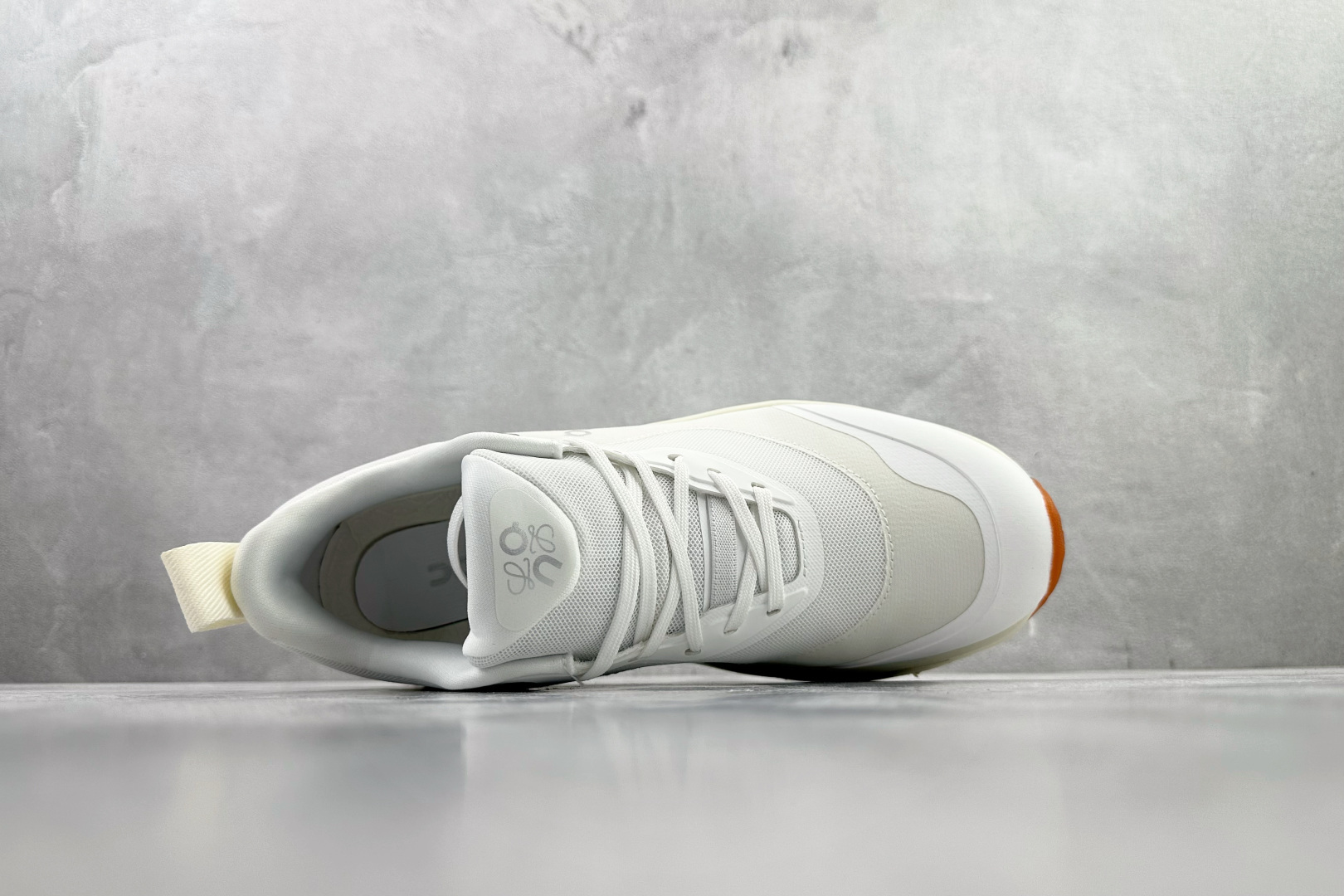 180 LOEWE x On昂跑 Cloudtilt 2 白色 3ME1087-Chinese UA Cheap High Quatity Brand Clothes Bags handbags Sneakers wholesale wholesaler seller from China Factory suppliers Fashion Clothing Shoes best Quality Beautiful Price 180 LOEWE x On昂跑 Cloudtilt 2 白色 3ME1087