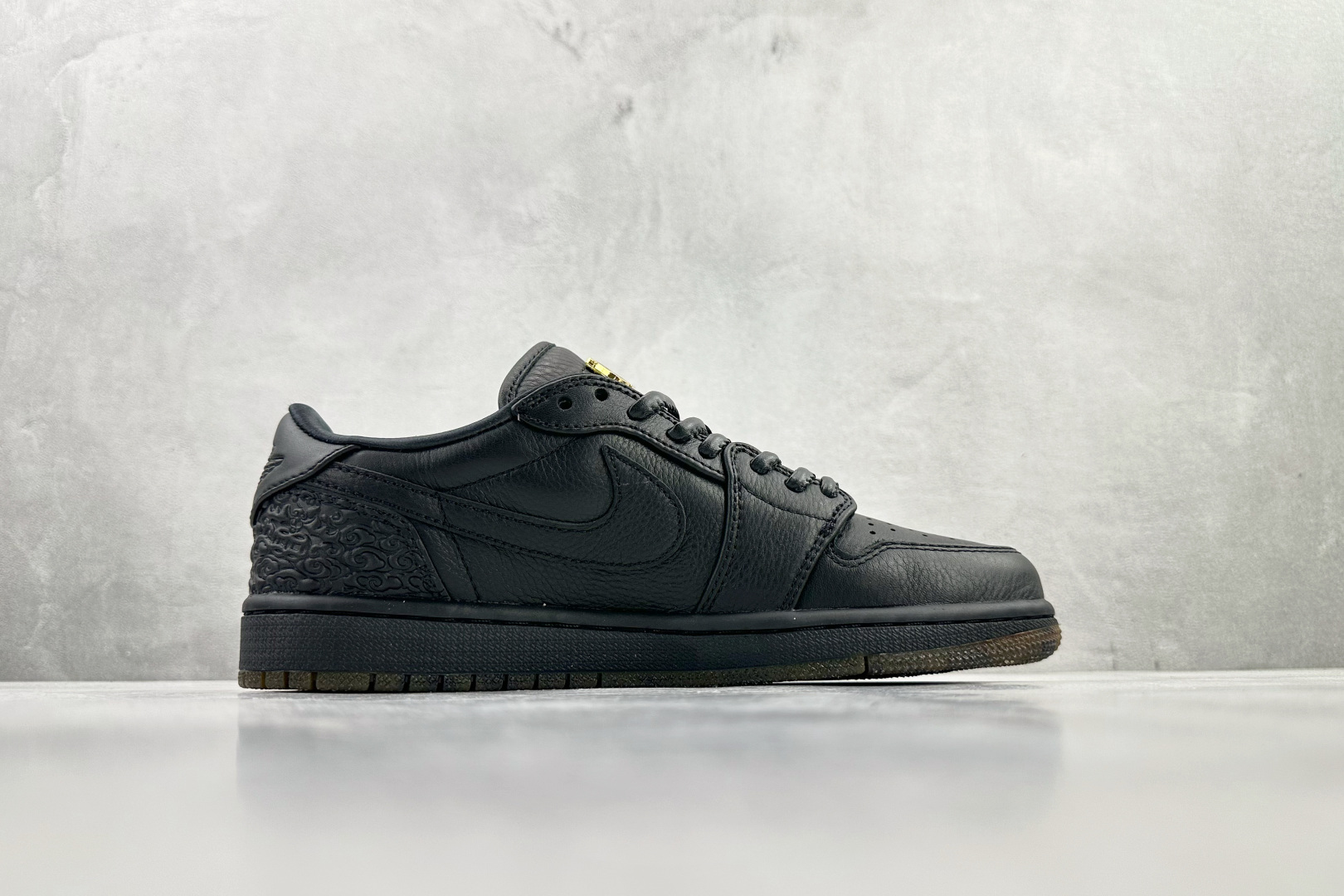 310 平台爆款 Jordan Air Jordan 1 Retro ”Xuan Wu” 玄武 国区限定 黑色 IO3147-001
