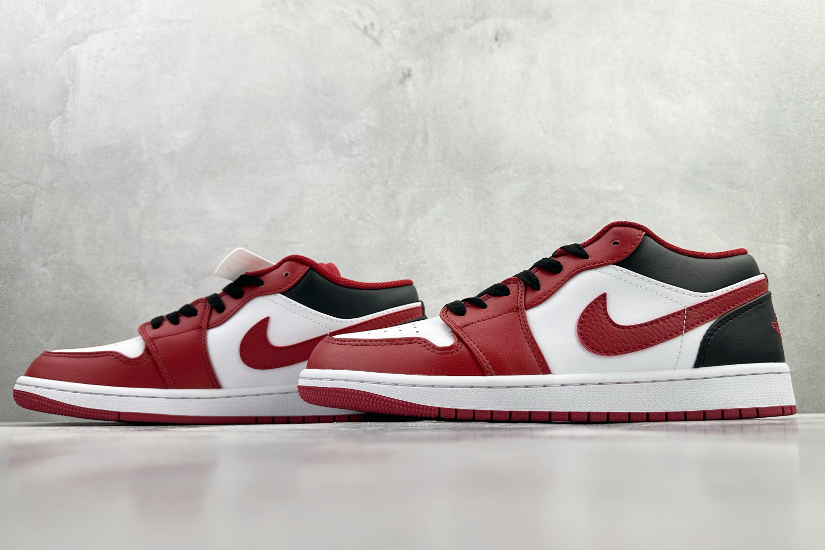 210 平台爆款 Jordan Air Jordan 1 Low 红白黑 553558-163